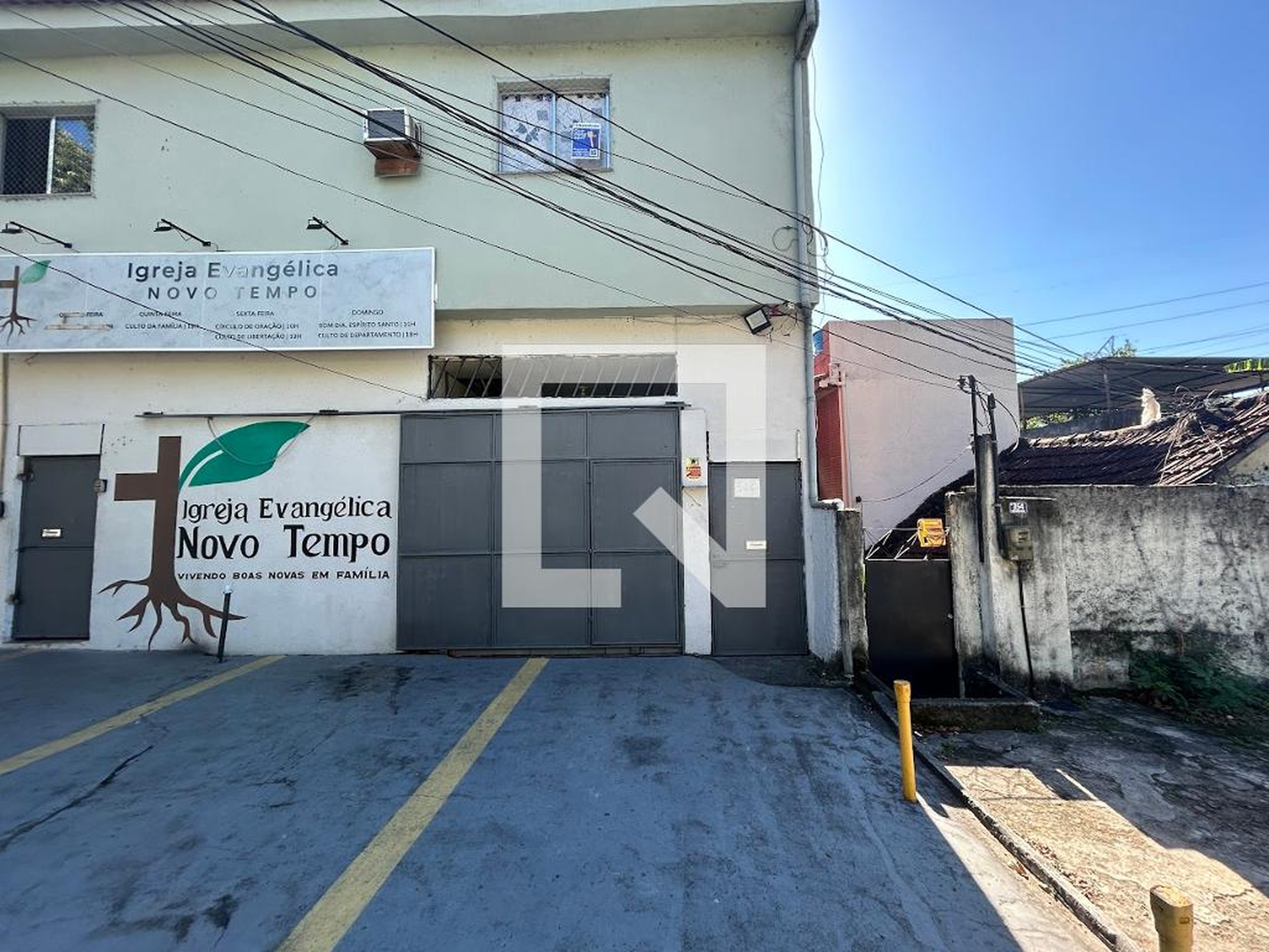 Fachada Condomínio em Rua da Pátria, 366