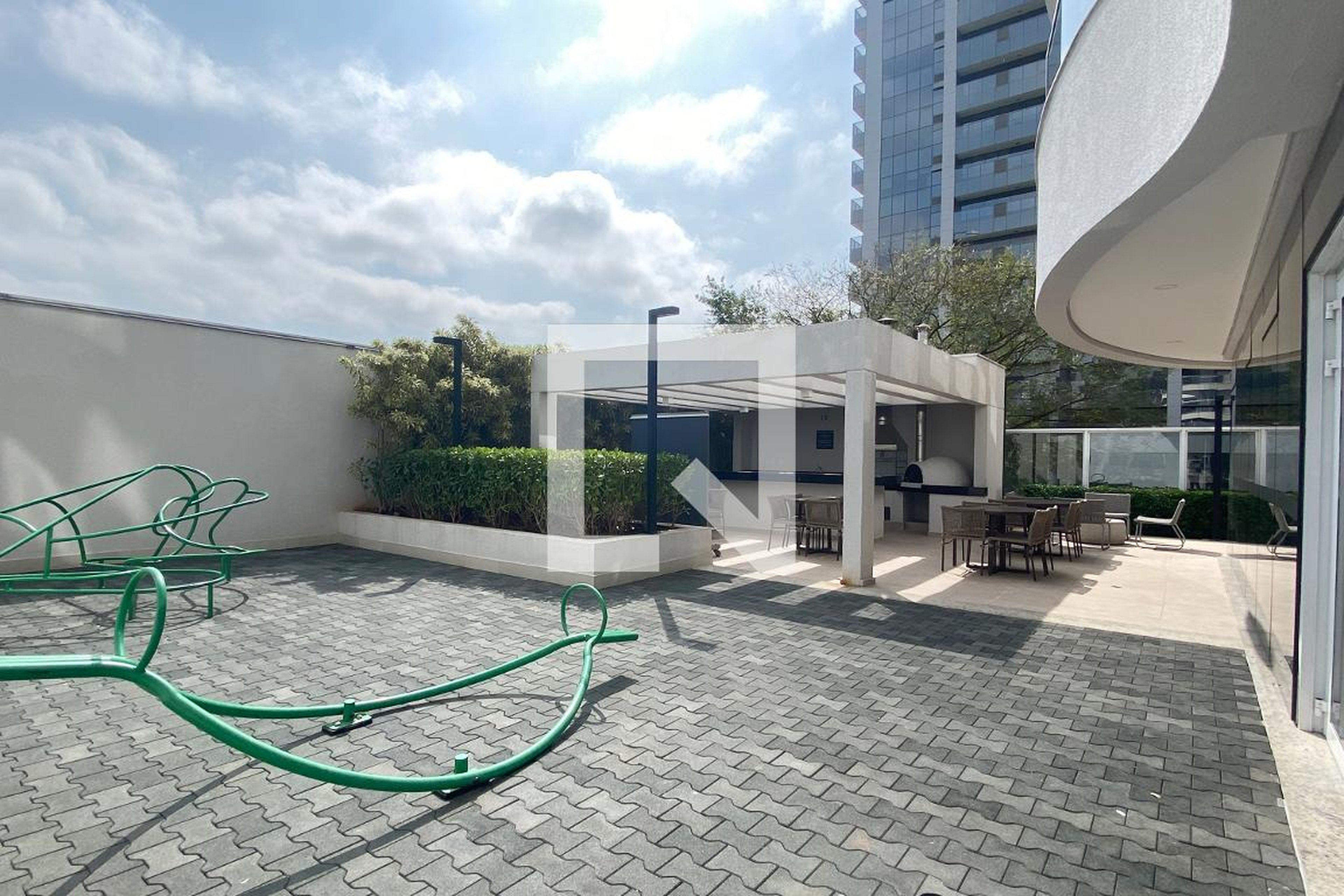 Playground - Wave Alphaville