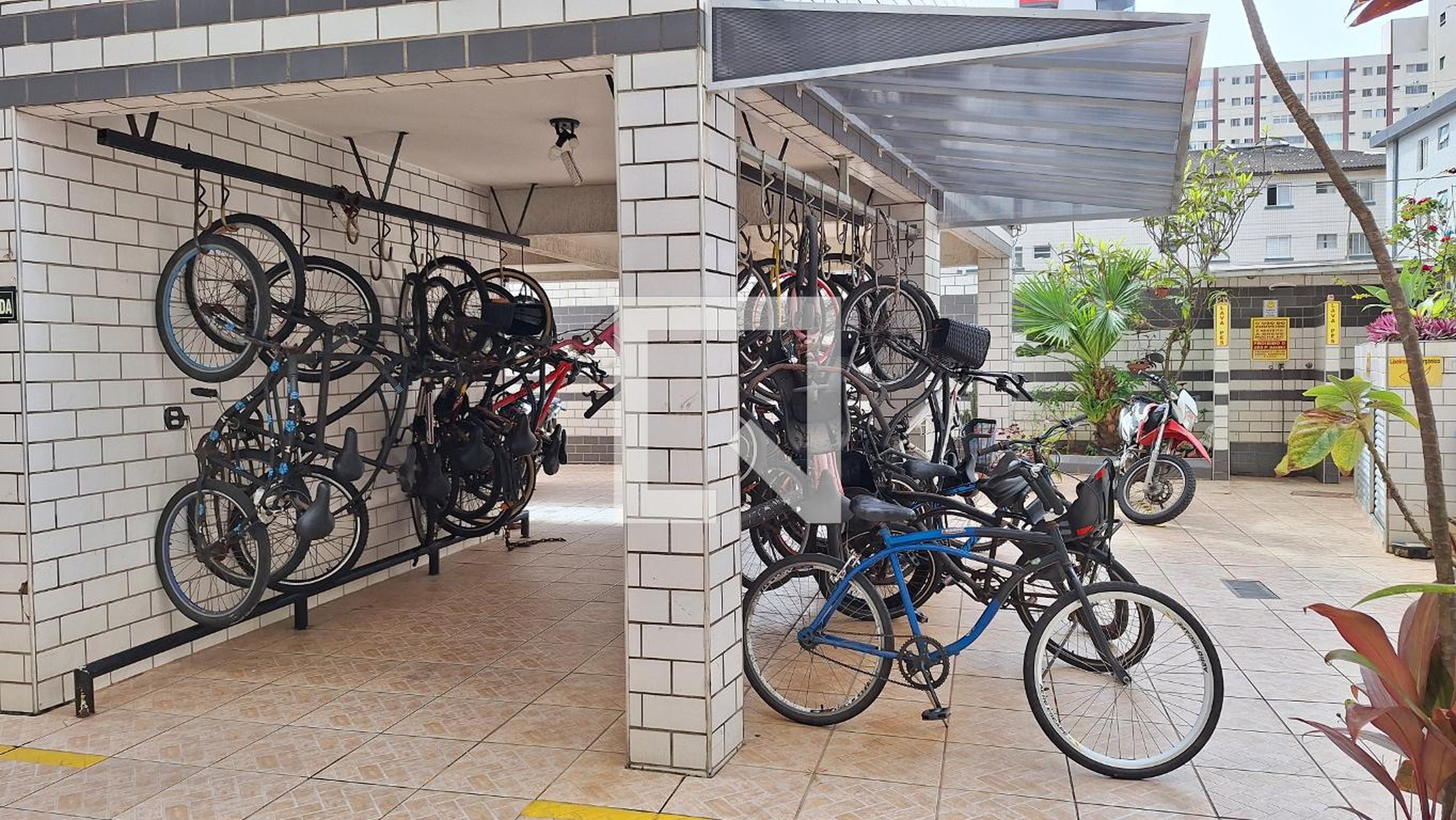 Bicicletario - Estoril