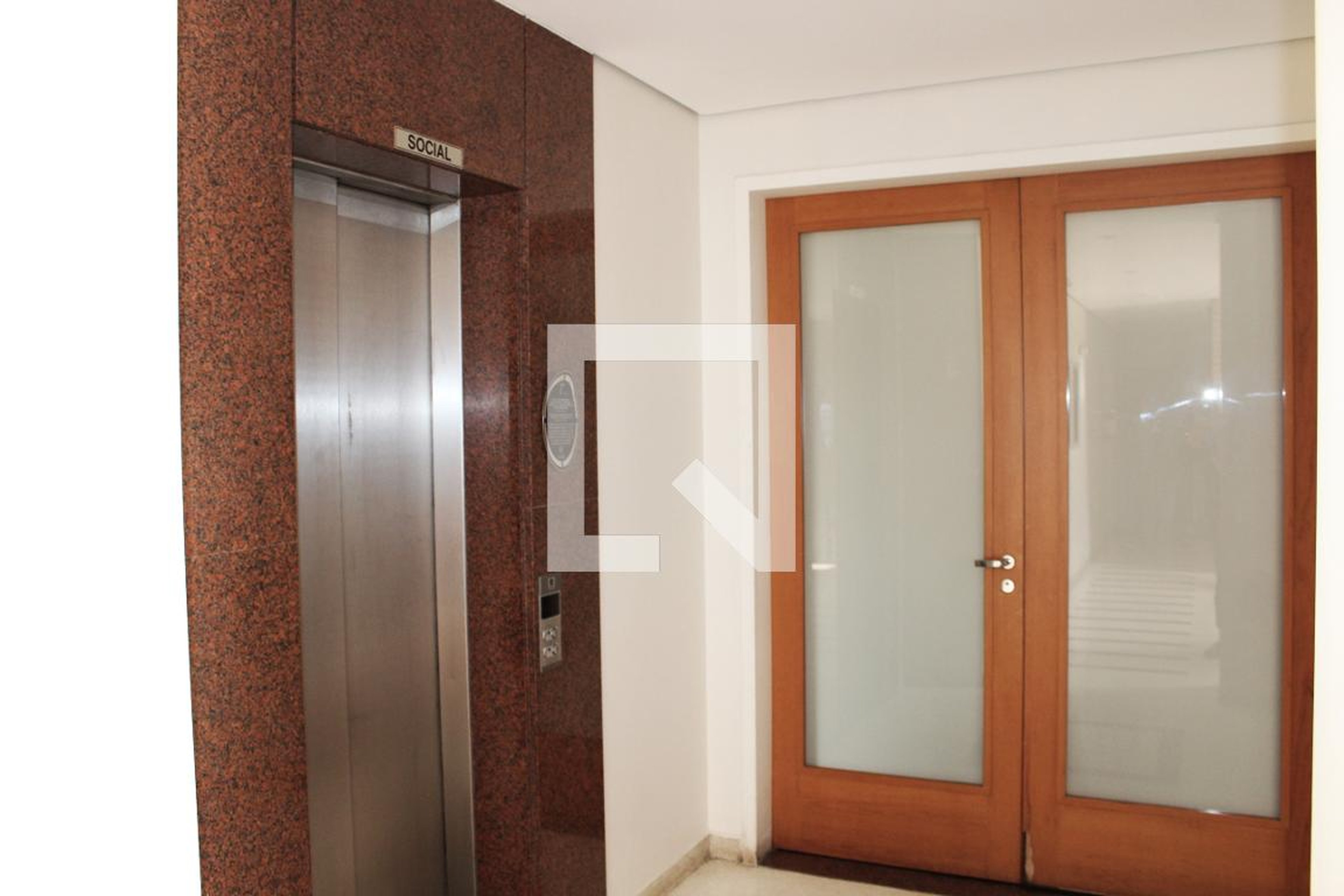 Elevador - Rail Pompéia