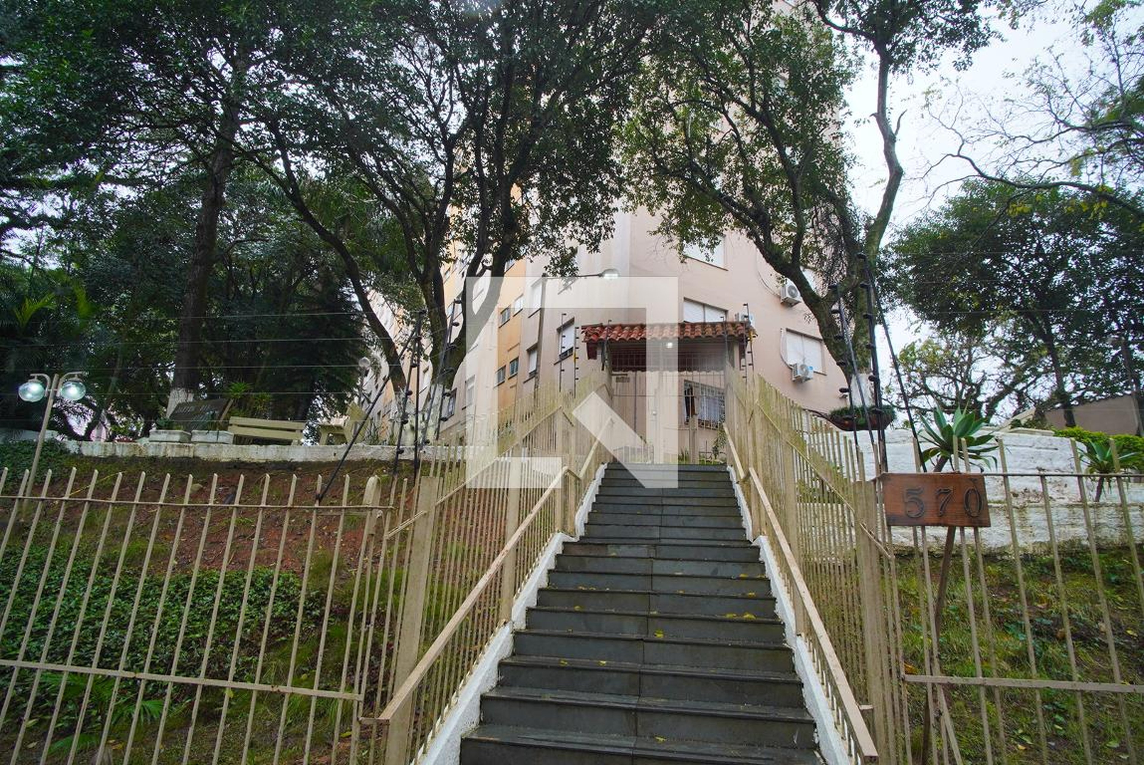 Fachada do Prédio Condomínio Jardim das Palmeiras VII