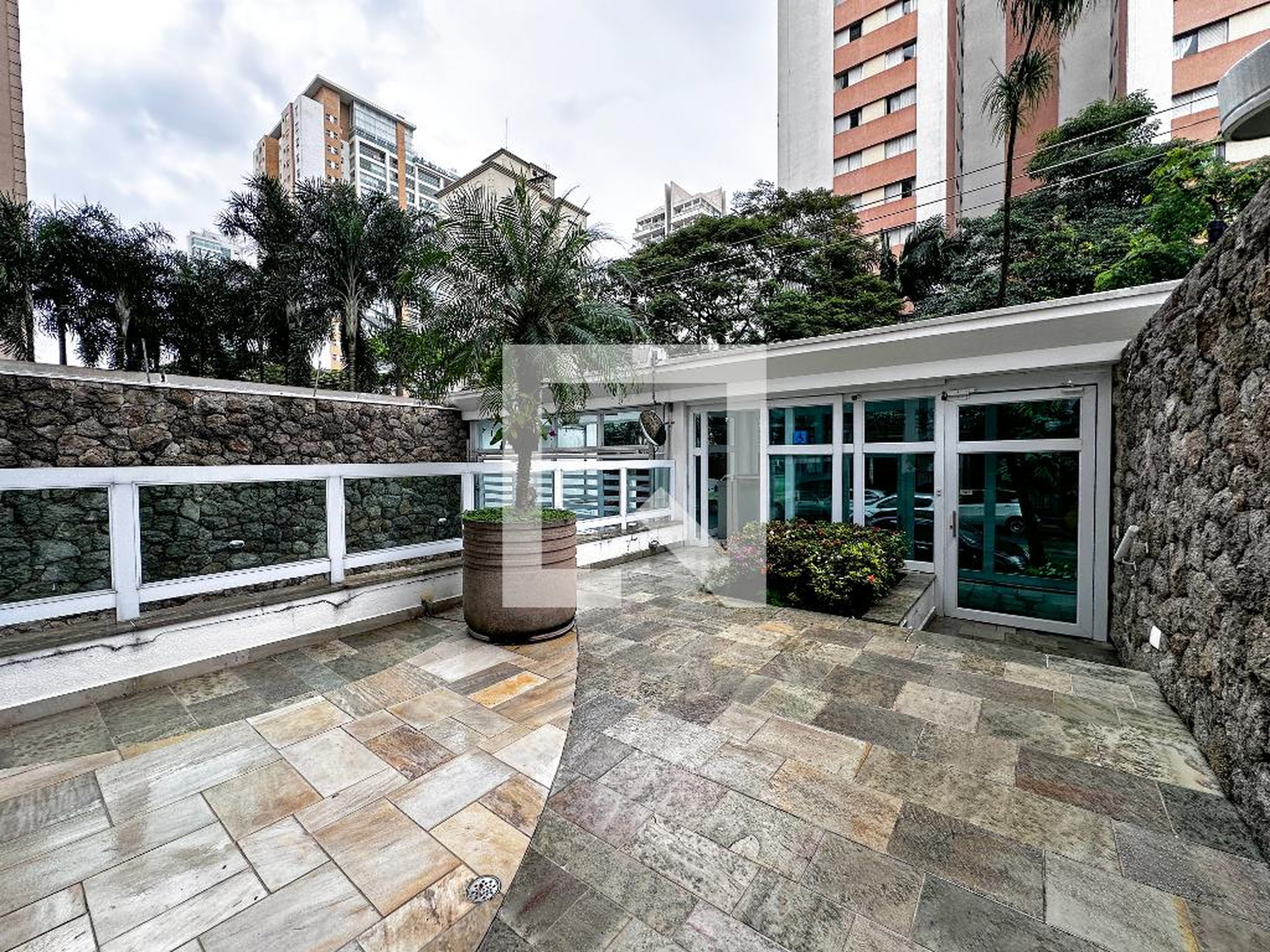 Entrada - Maison Geverny