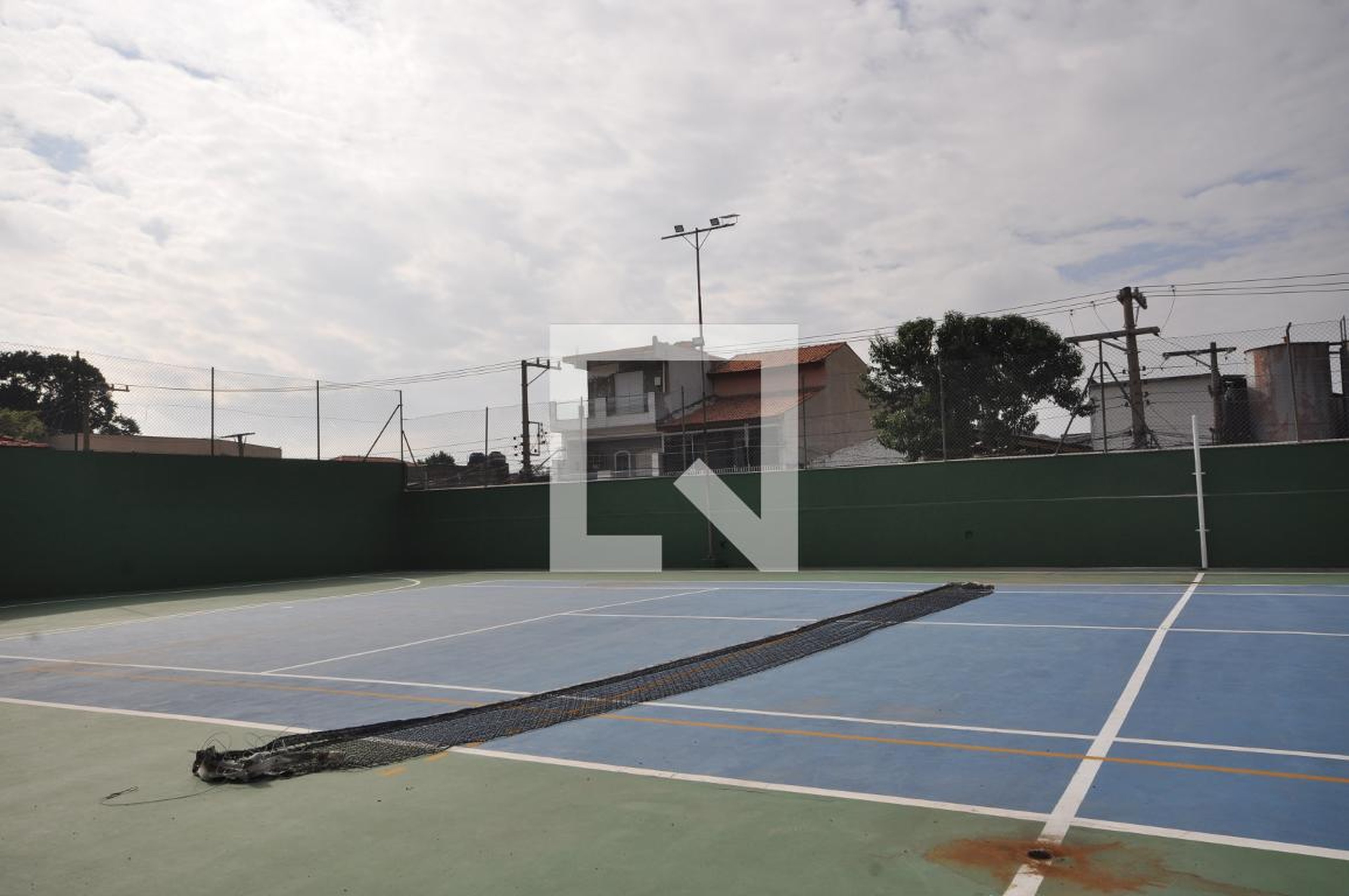 Quadra de Tênis - Mansão de Verona