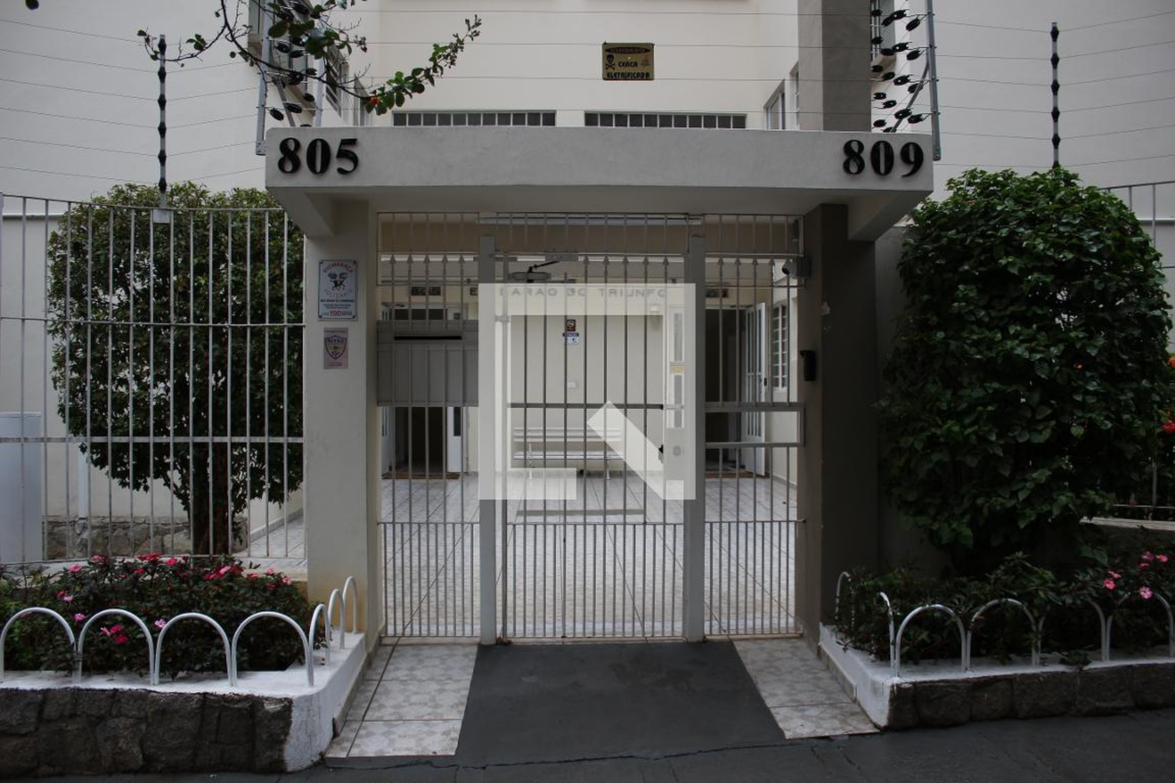Entrada do Prédio - Edifício Barão do Triunfo