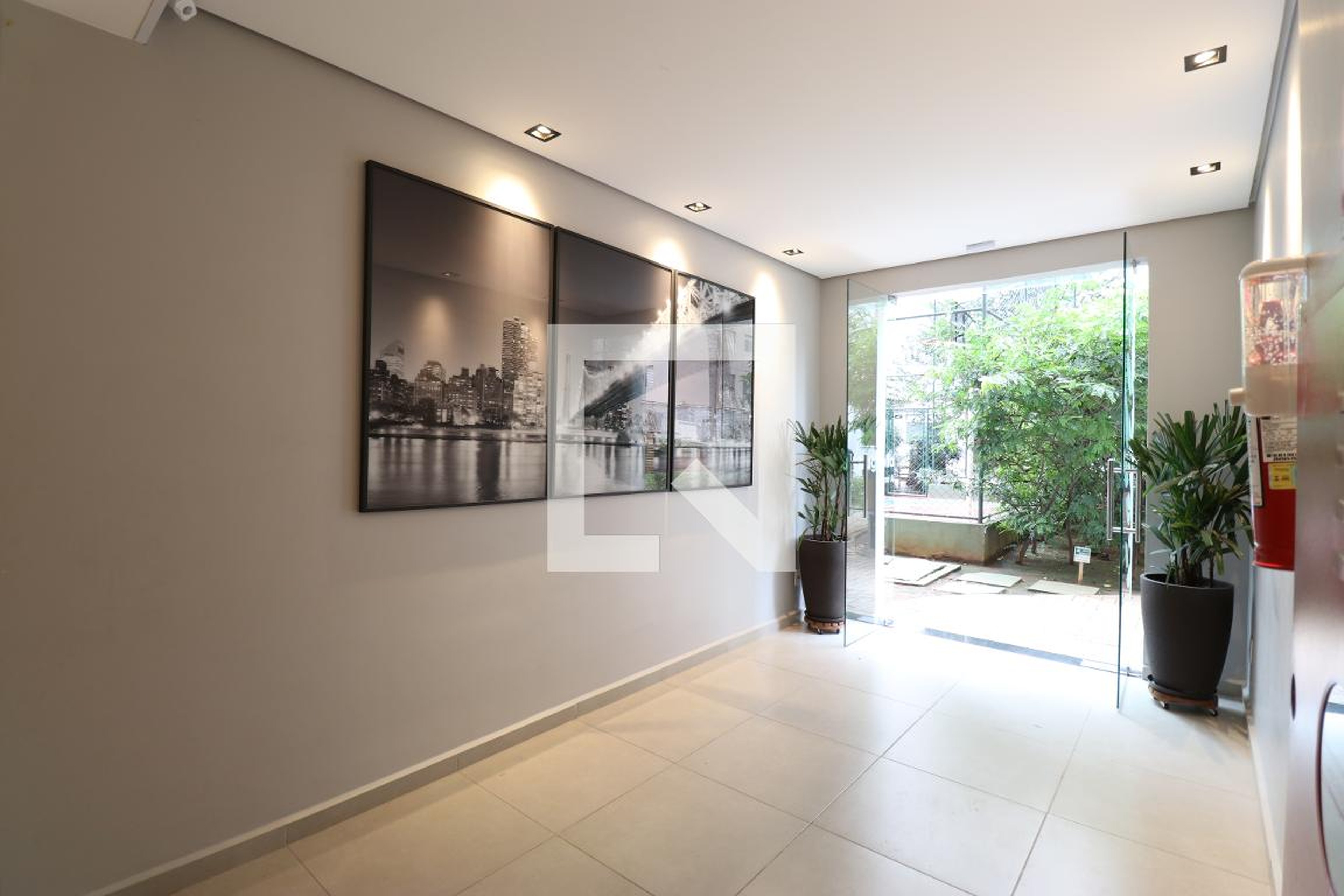 Hall de entrada - Barra Funda Park - Arvoredo