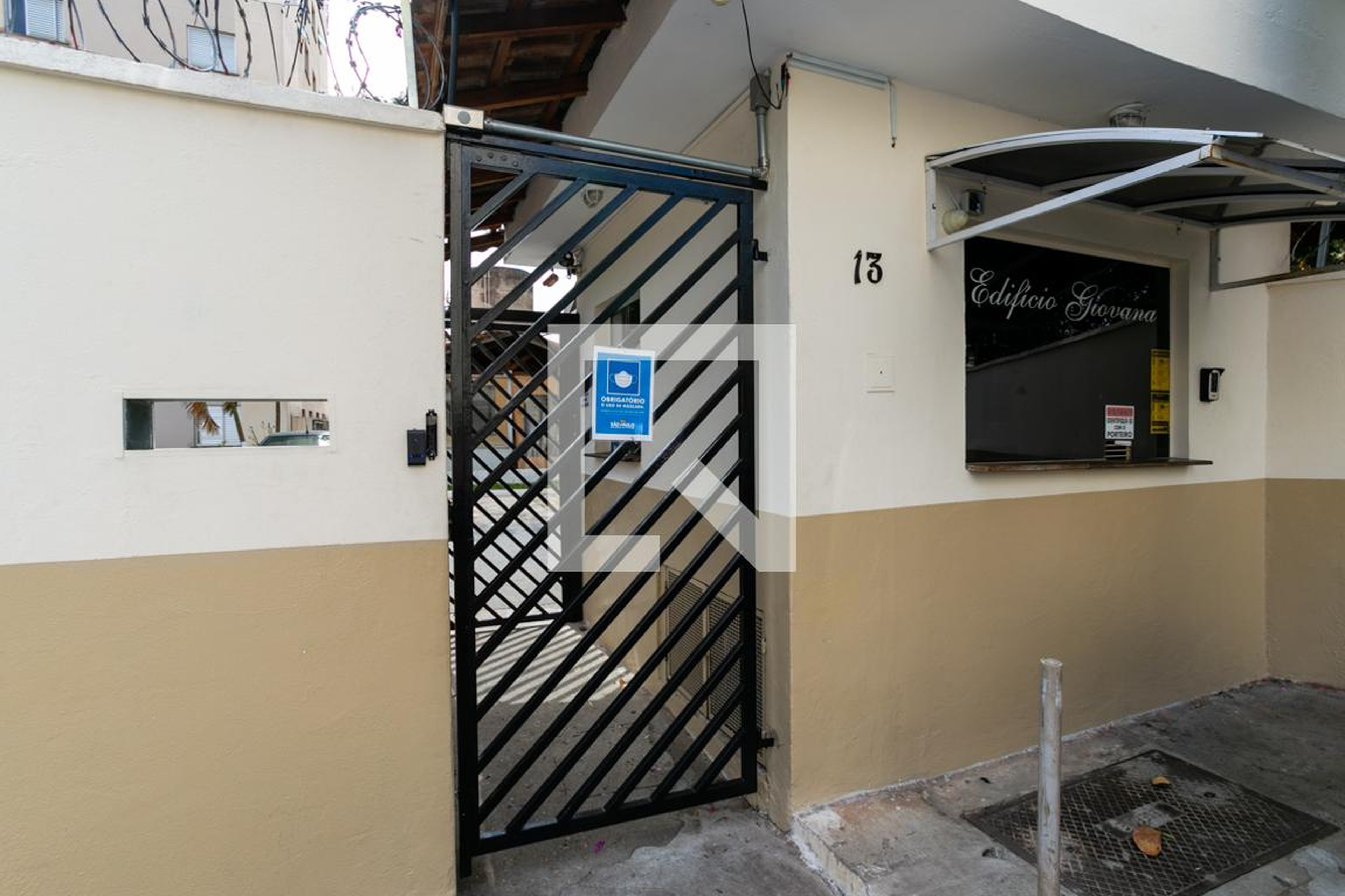 Fachada do condomínio Condomínio em Rua Jornalista Octávio Ribeiro - Pena Branca, 3