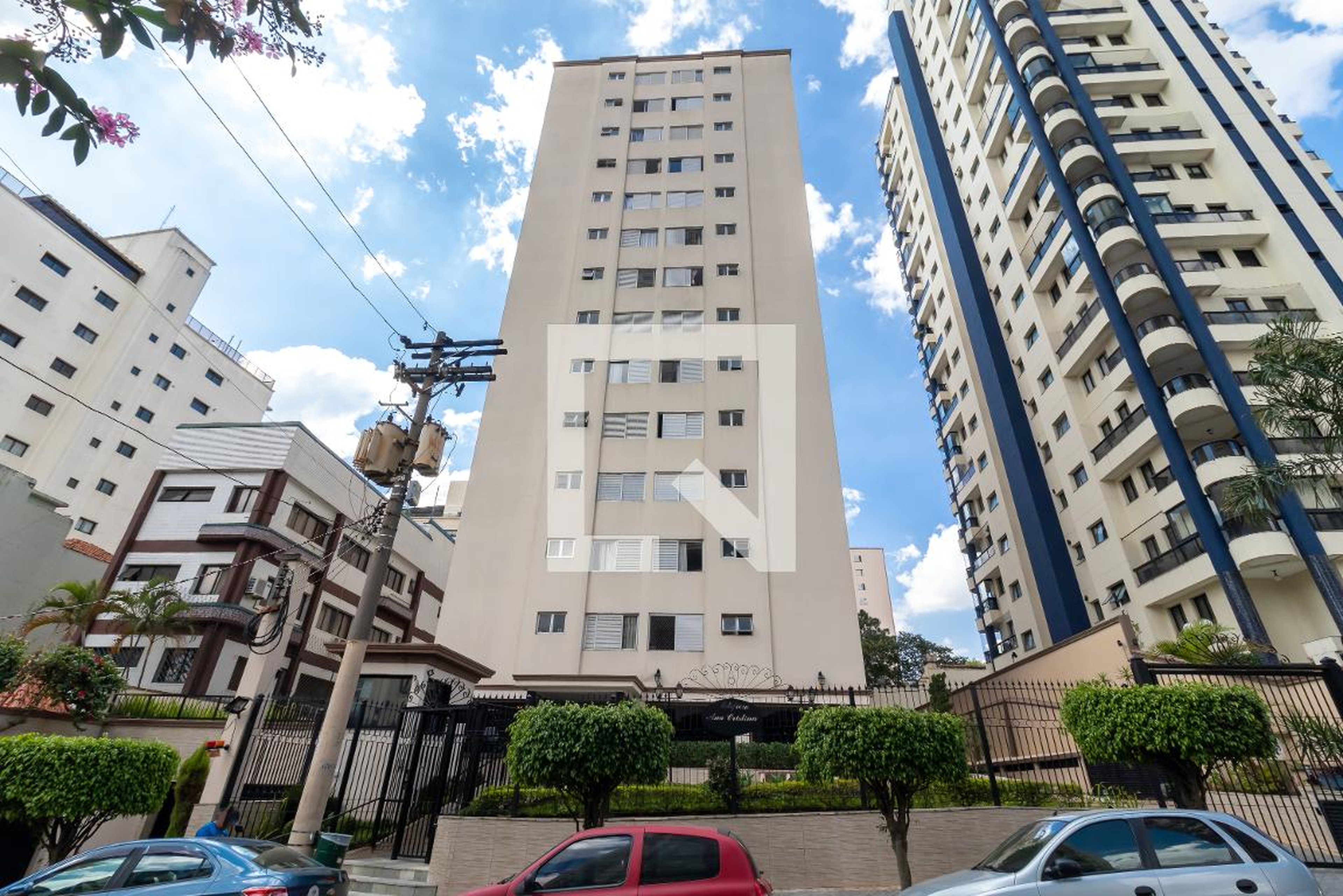 Fachada do Prédio Condomínio em Rua Francisca Júlia, 281