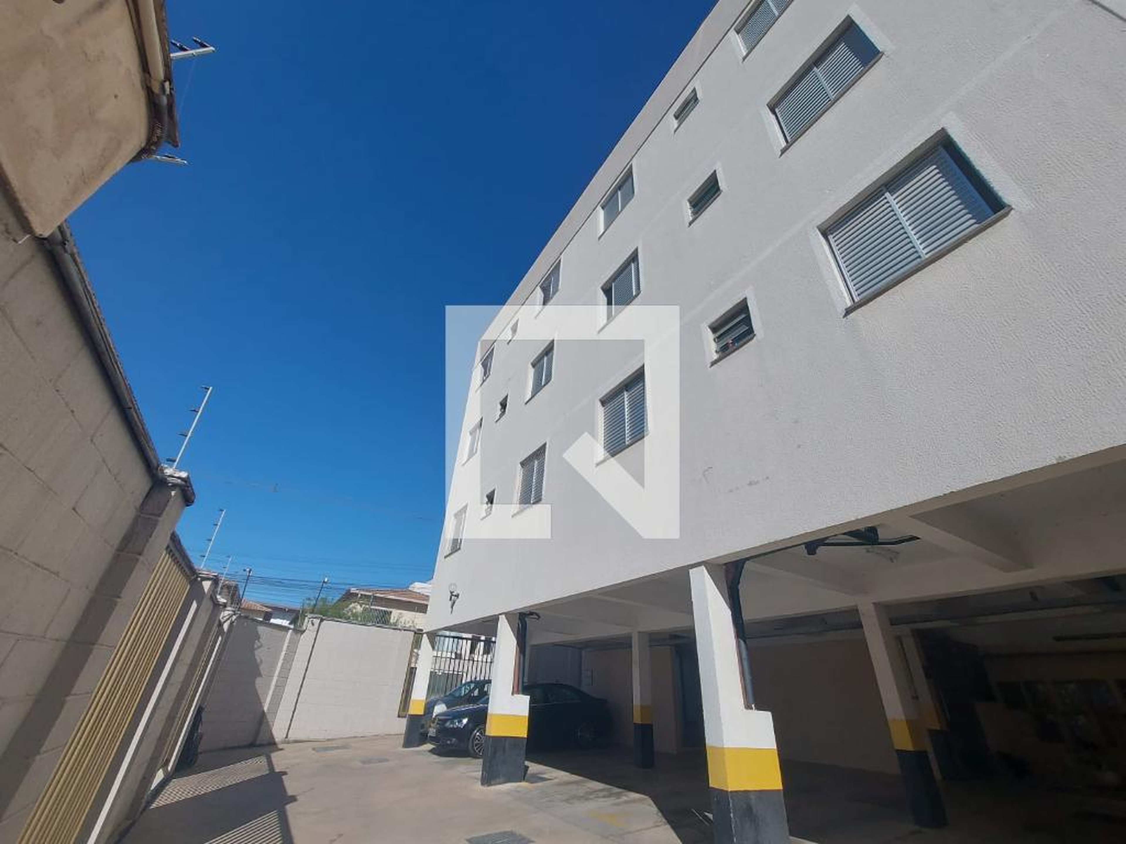 Fachada do Prédio Condomínio em Rua Itu, 35