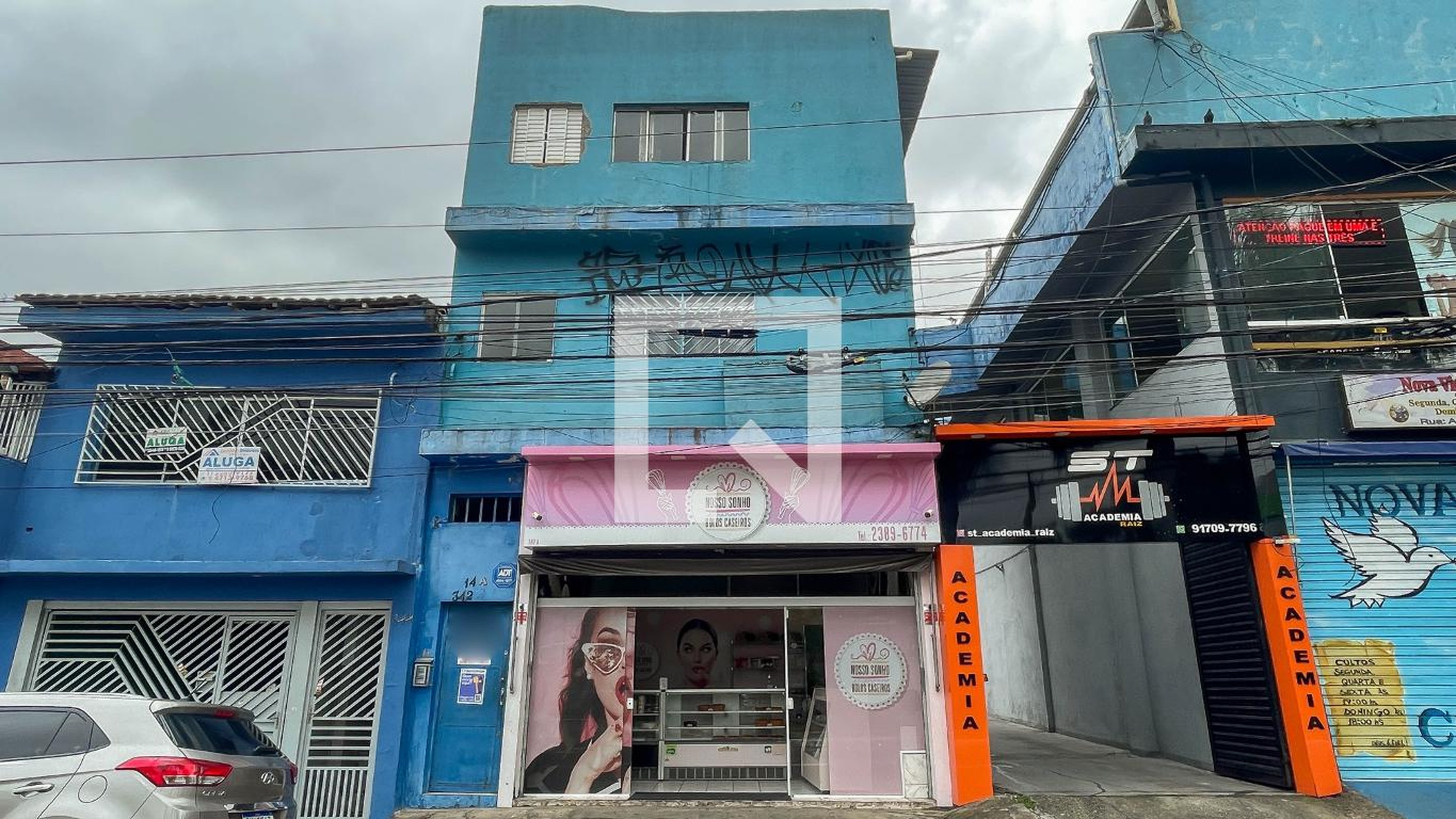 Fachada Condomínio em Rua Abel Tavares, 14