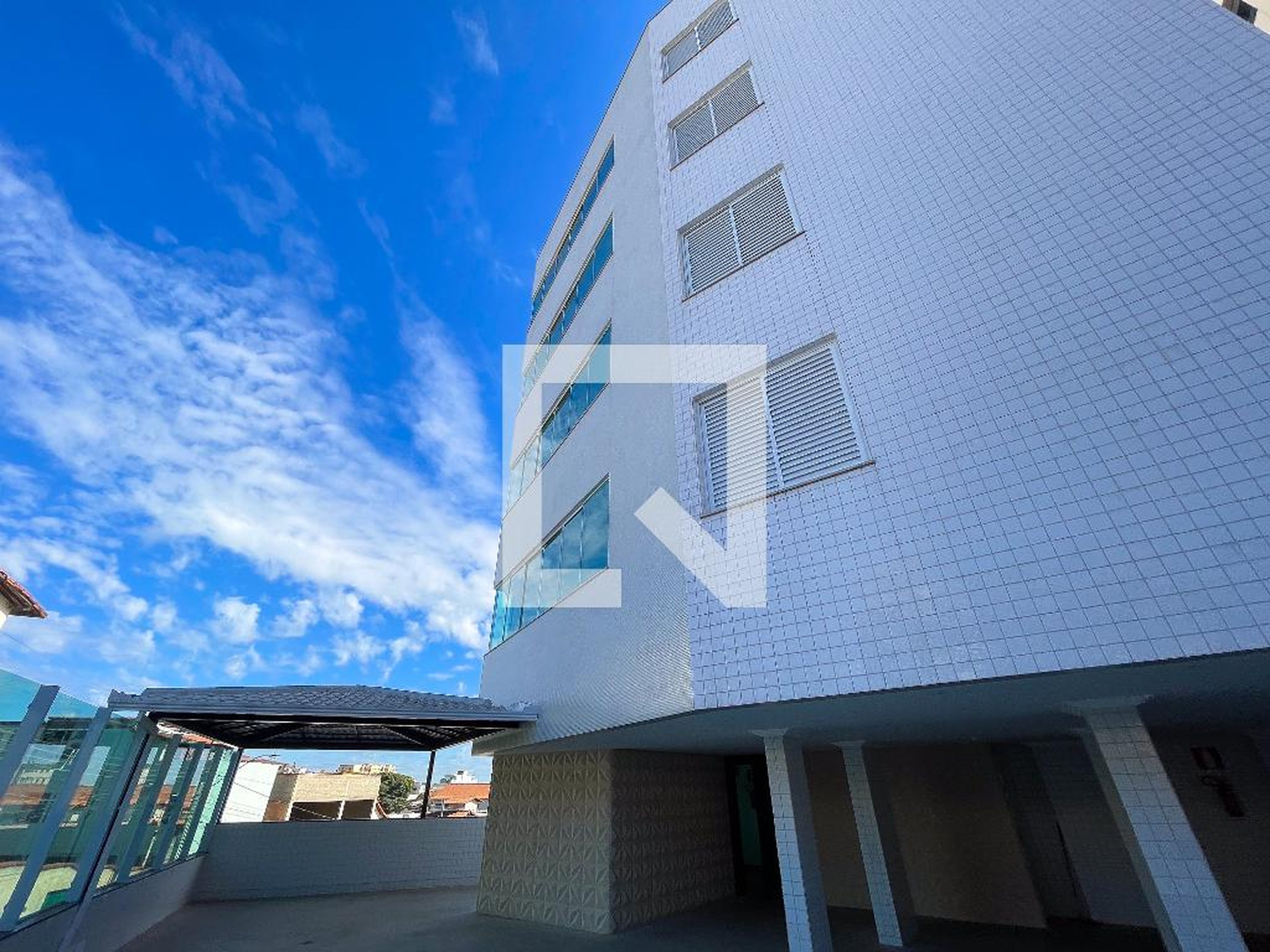 Fachada do Prédio Condomínio em Rua Tapijara, 809