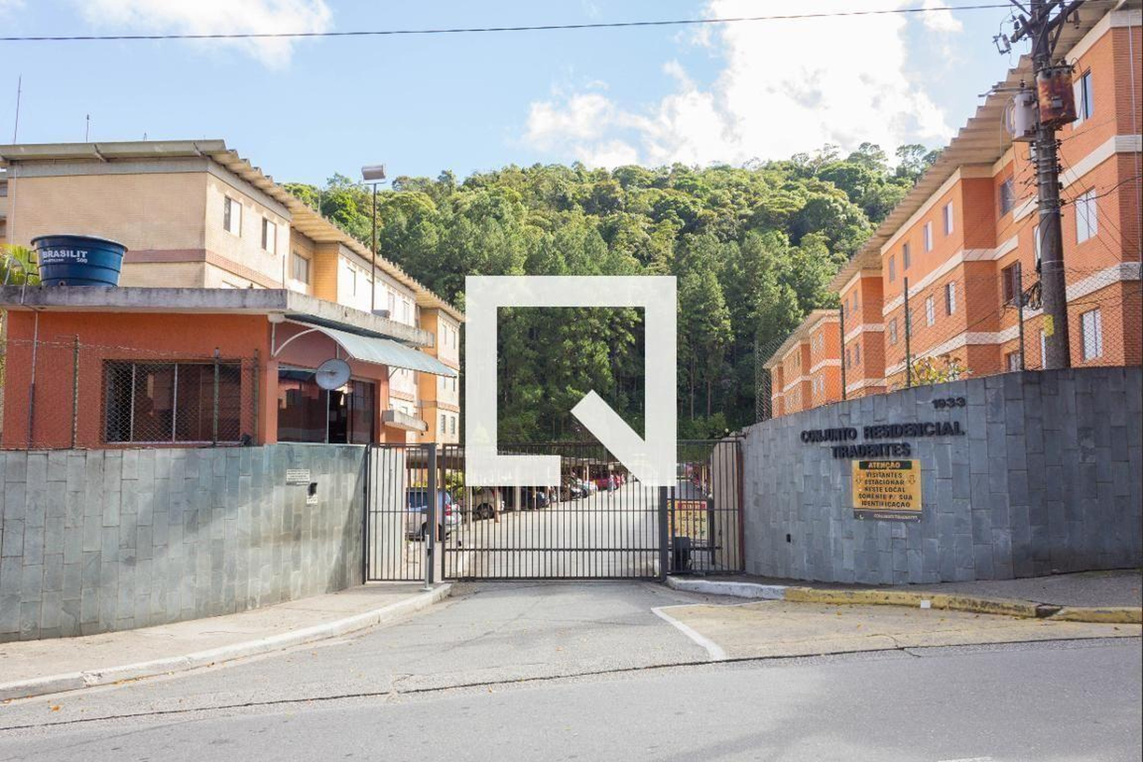 Fachada Condomínio Tiradentes