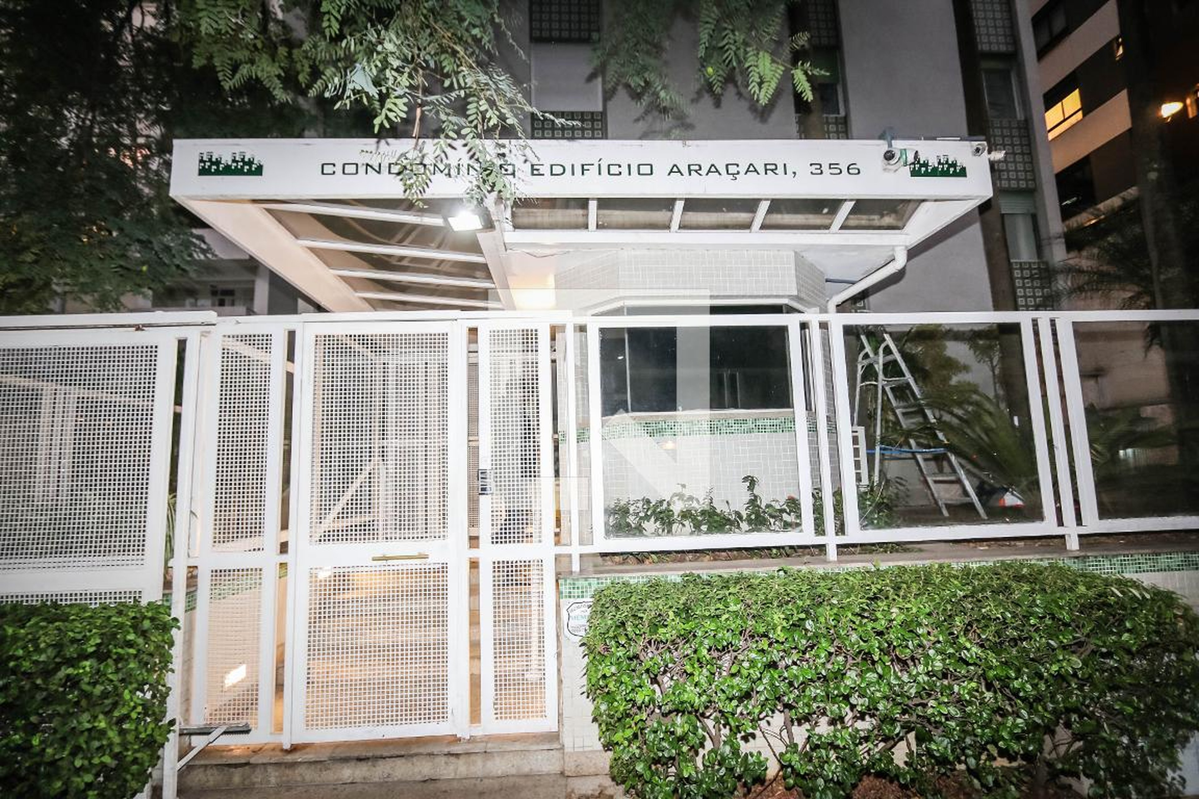 Fachada do Prédio Condomínio Araçari