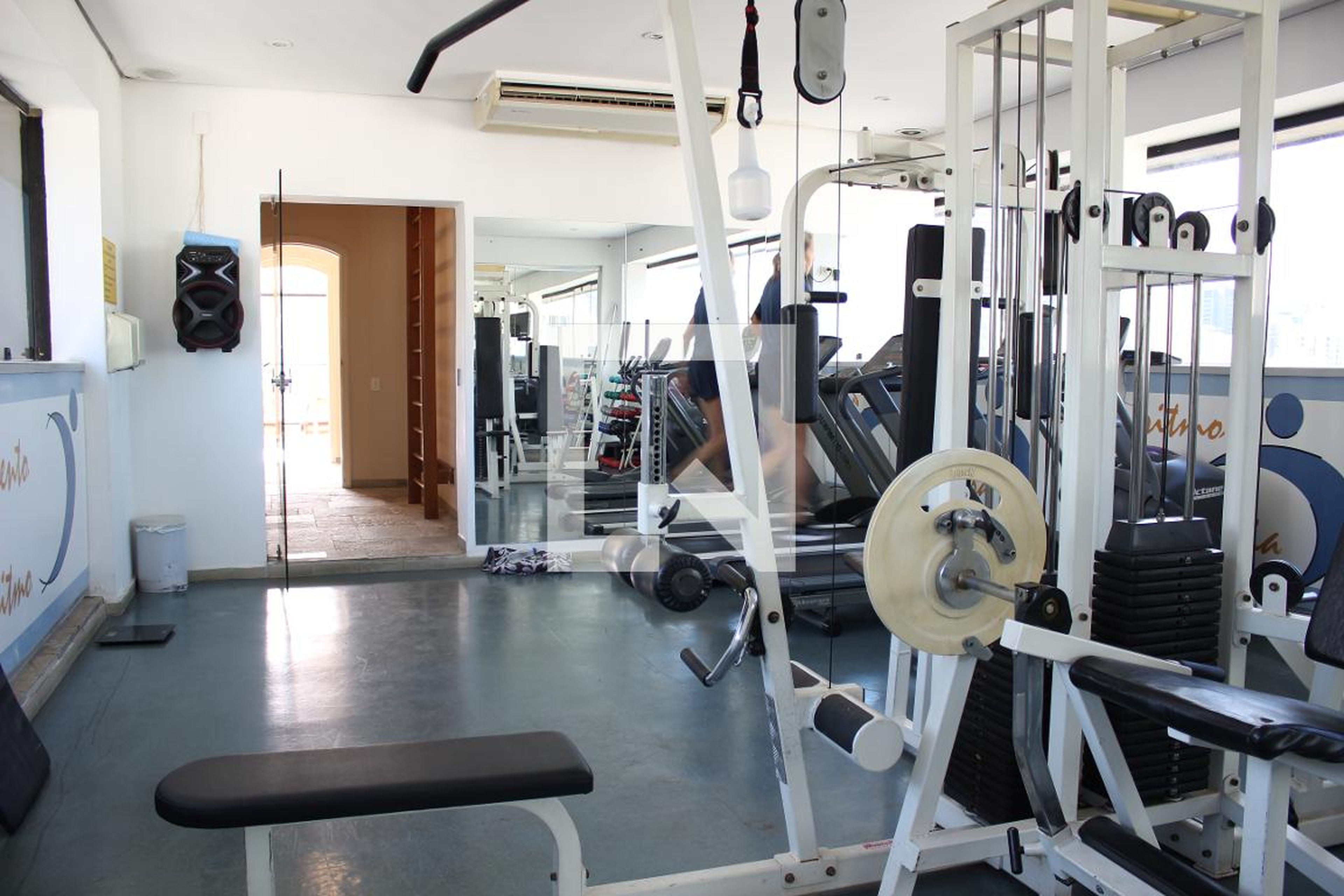 Academia - Flat Service Les Jardins