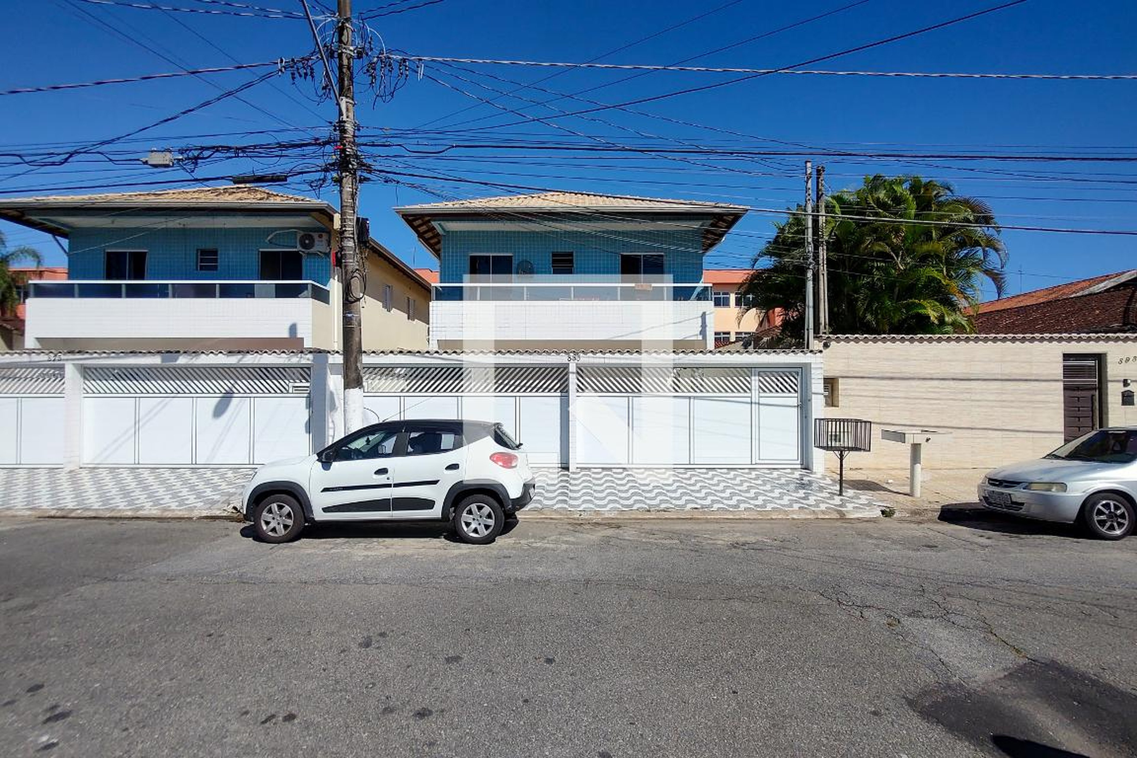 Fachada Condomínio em Rua Michel Alca, 885