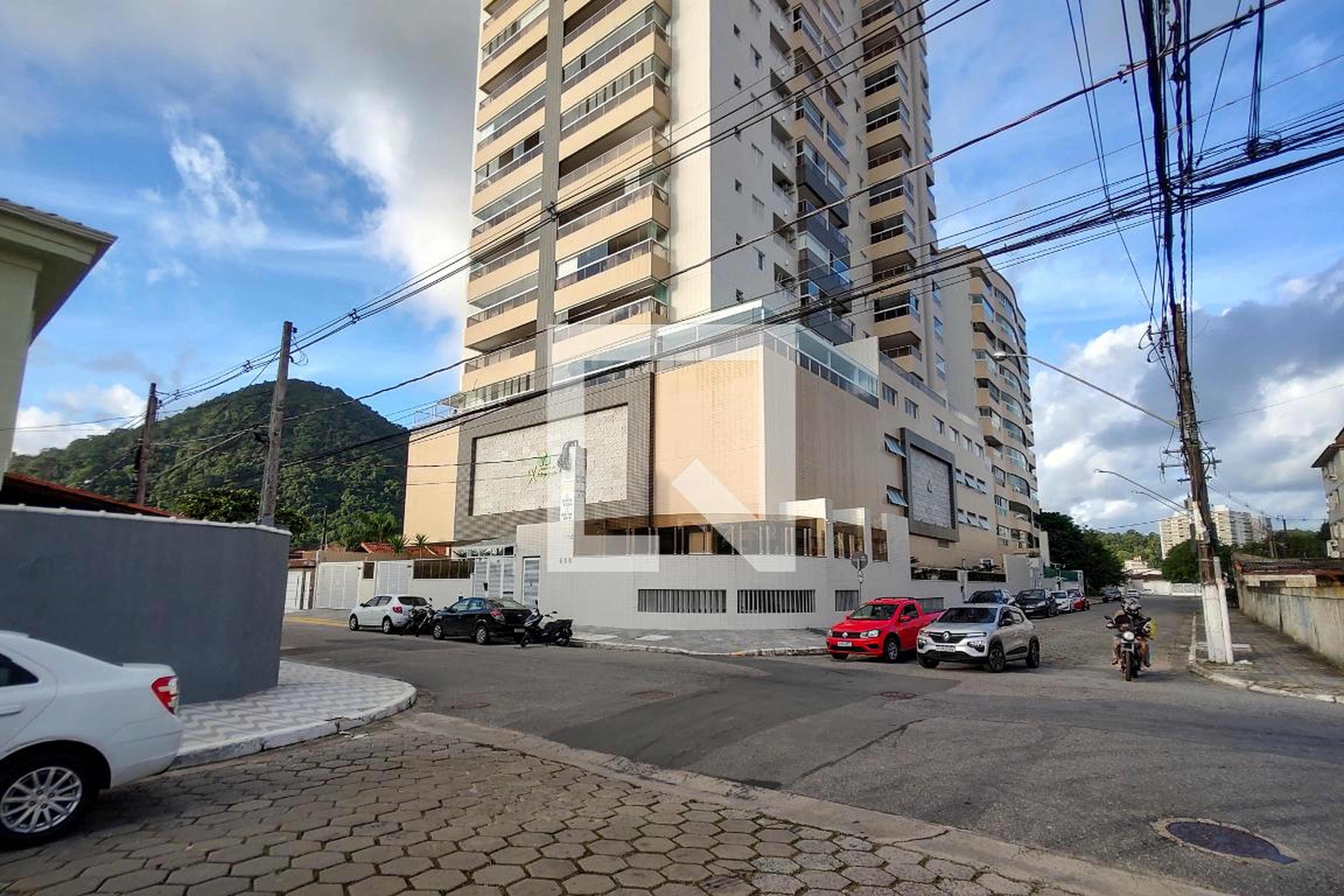 Fachada do Prédio Condomínio Parque do Xixová