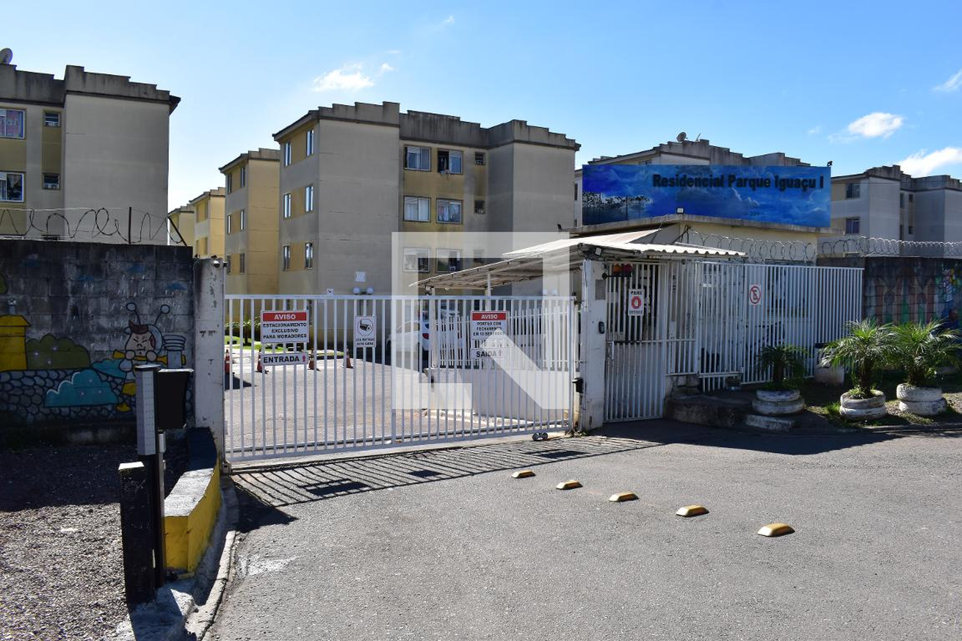 Fachada do condomínio Condomínio em Rua Aparecido Caetano, 1151