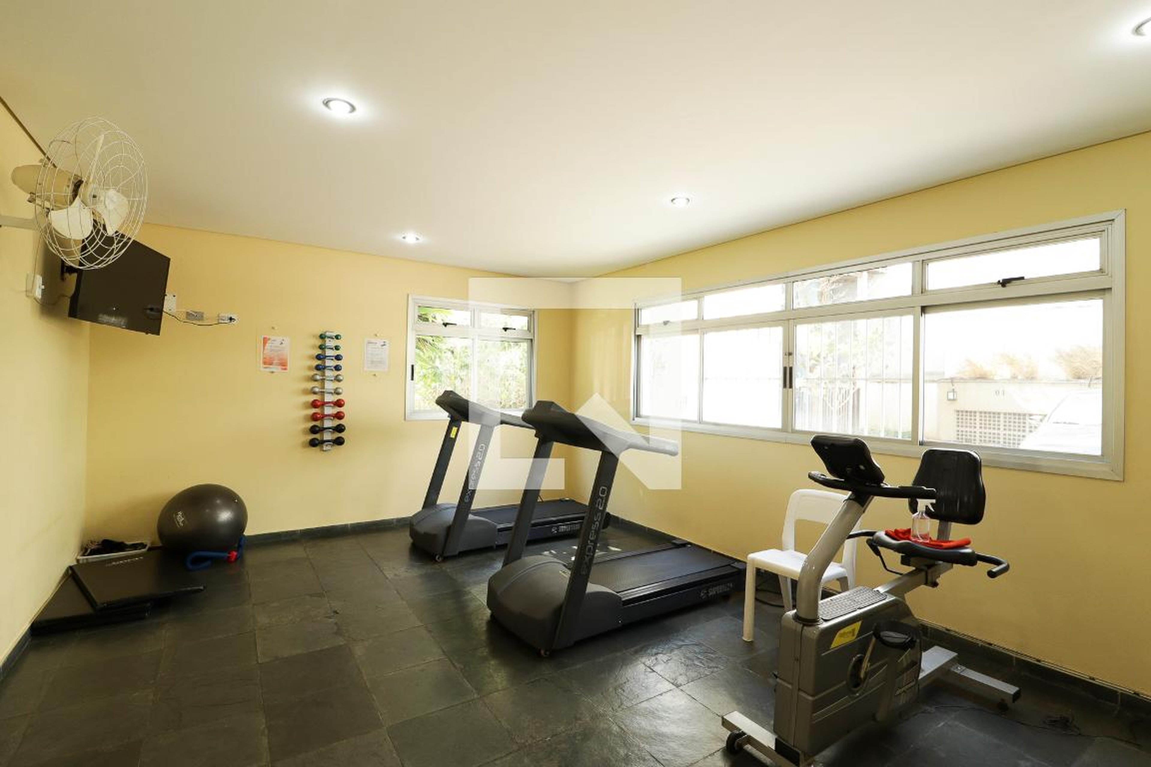 Academia - Resid. Santa Leocádia