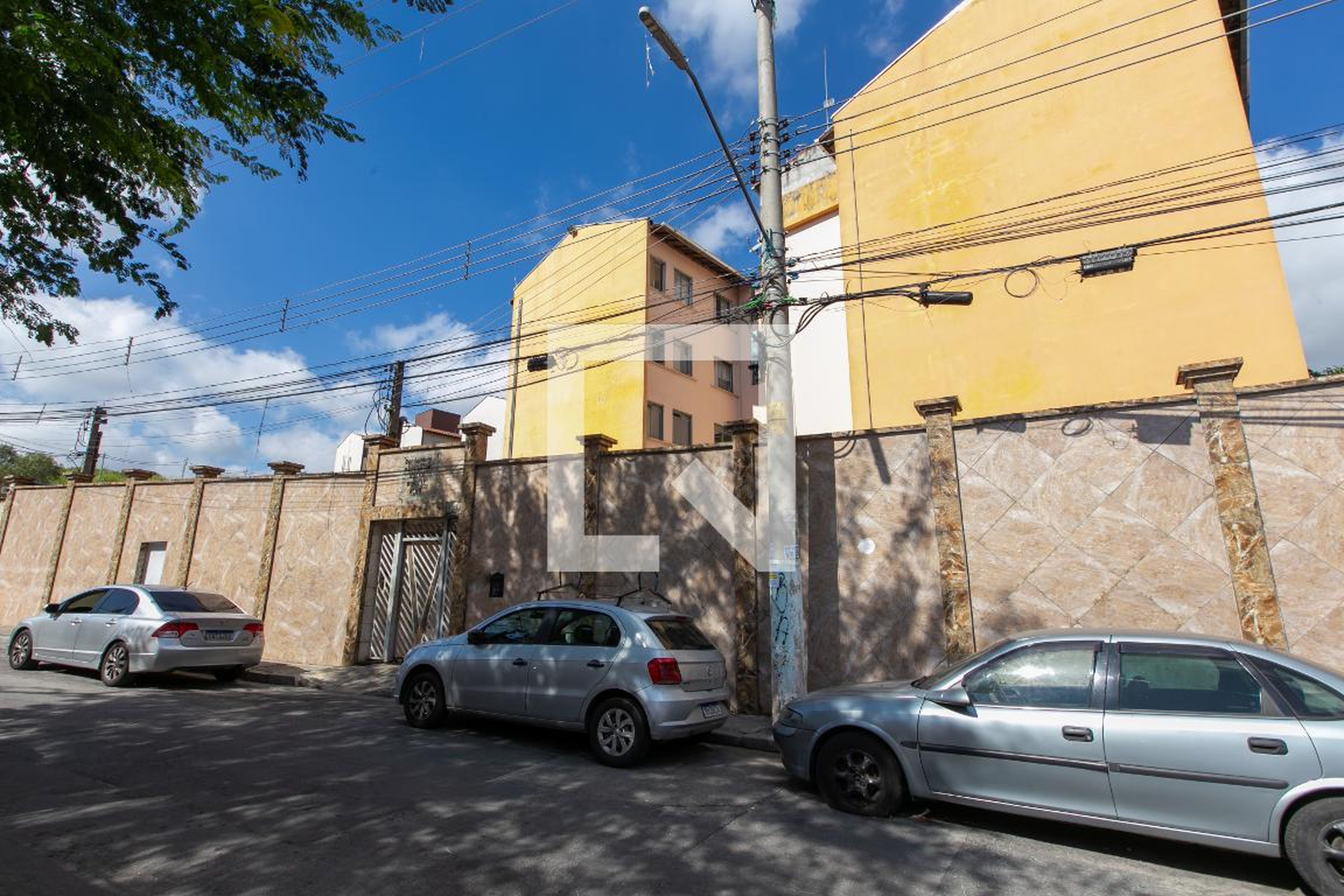 Fachada do Condomínio Condomínio em Rua Baía de Japerica, 90