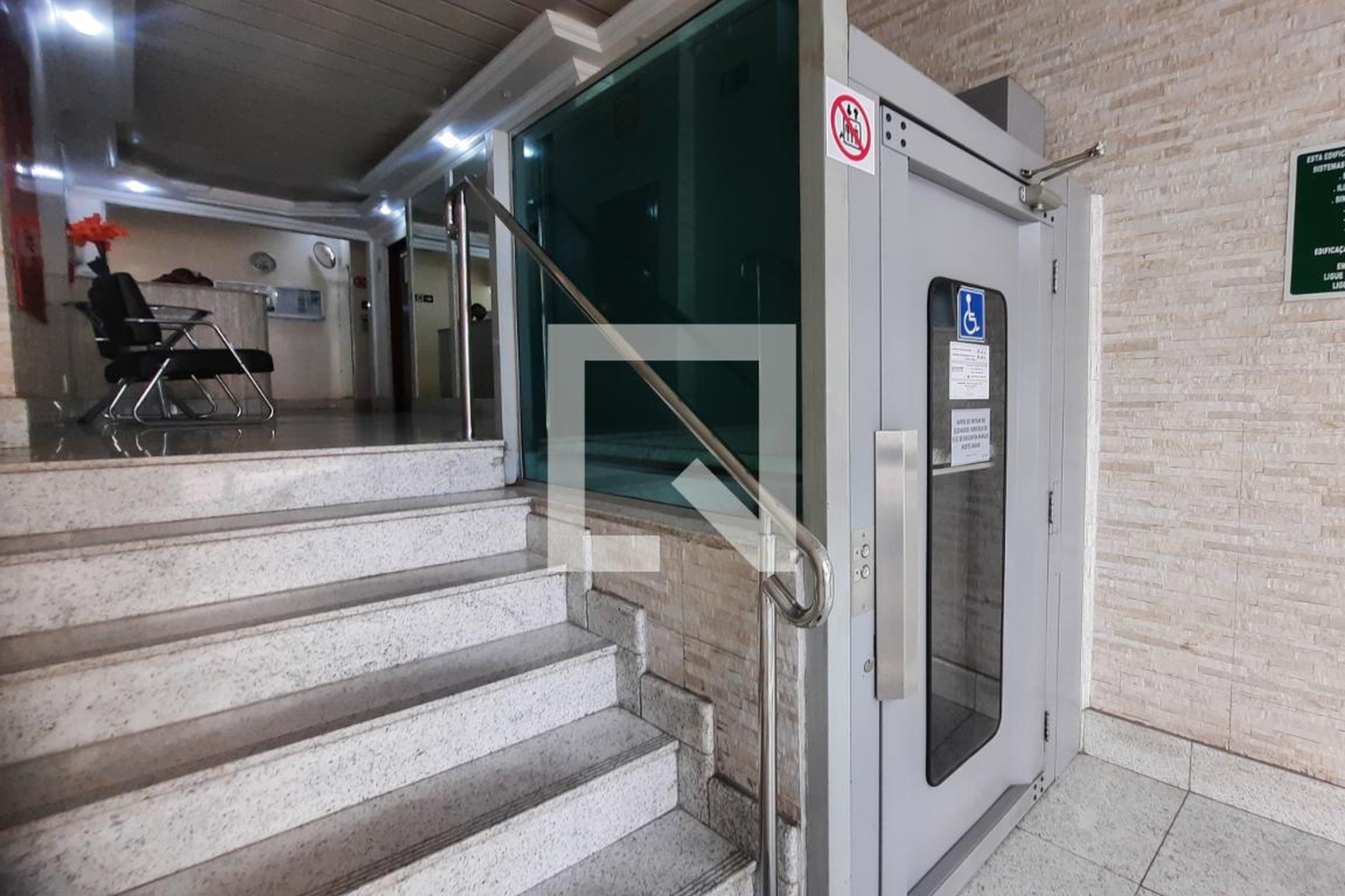 Entrada - Edifício Sobrado