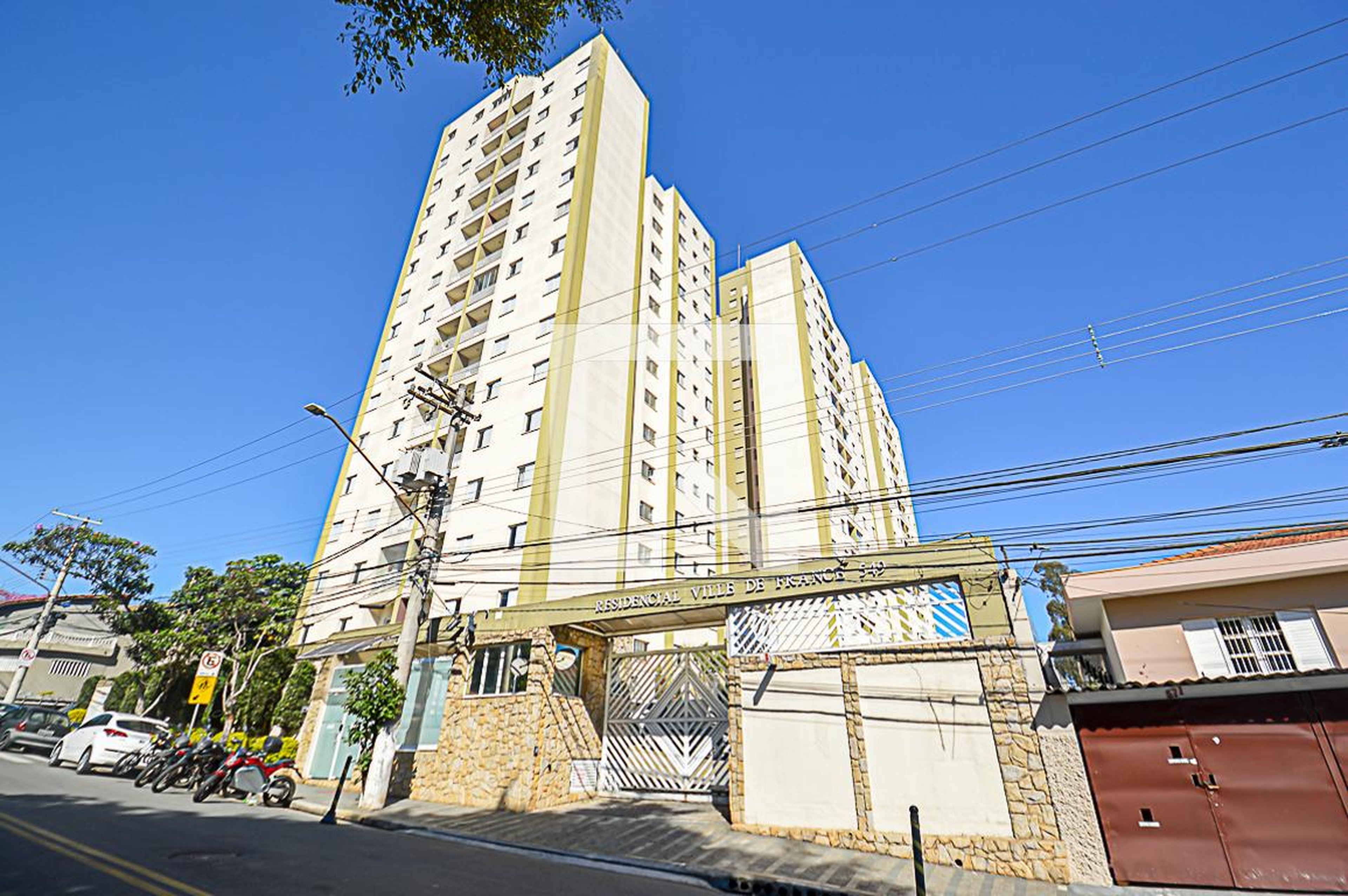 Fachada Condomínio Ville de France