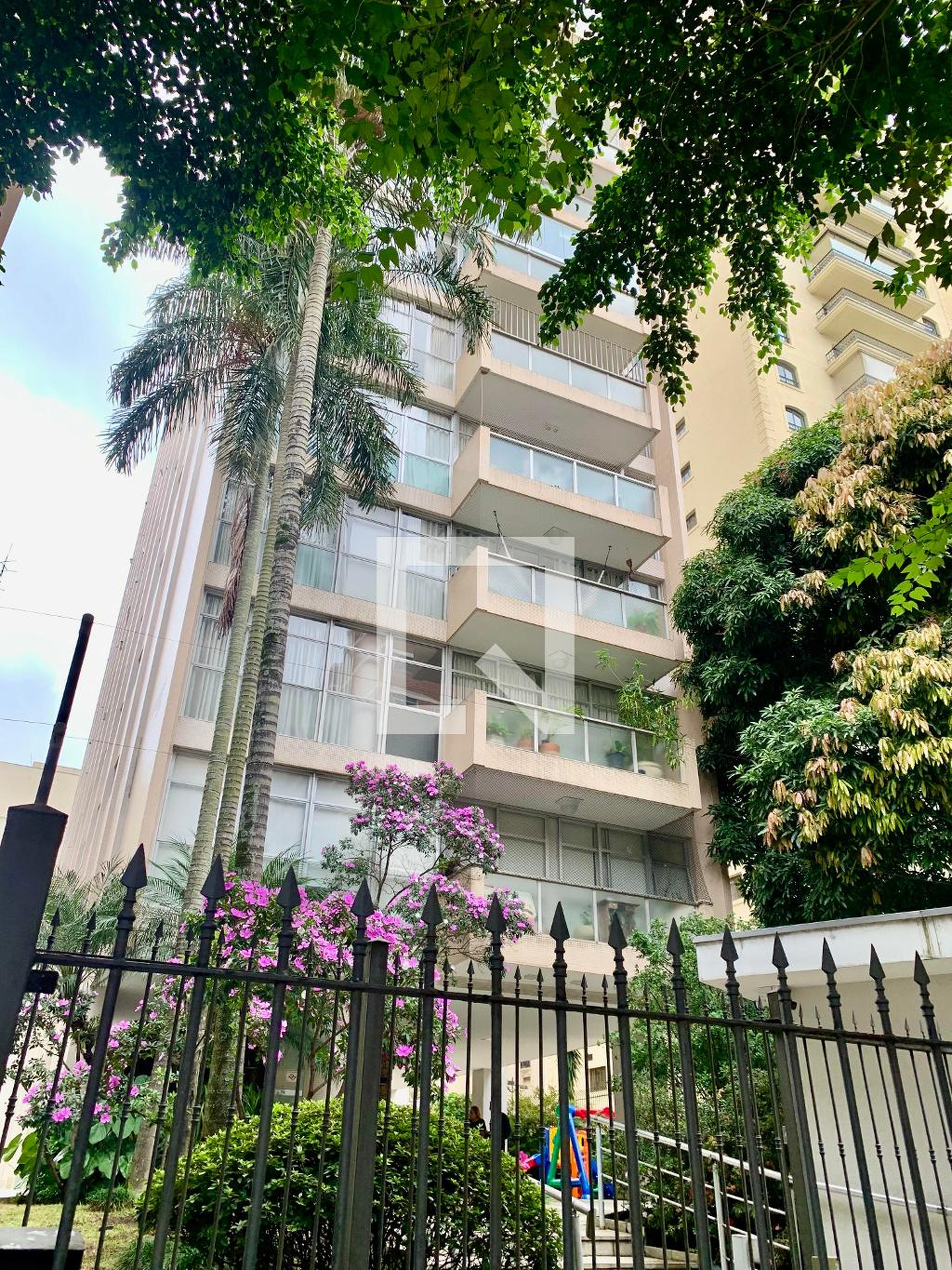 Fachada do Prédio Condomínio Canário Rei