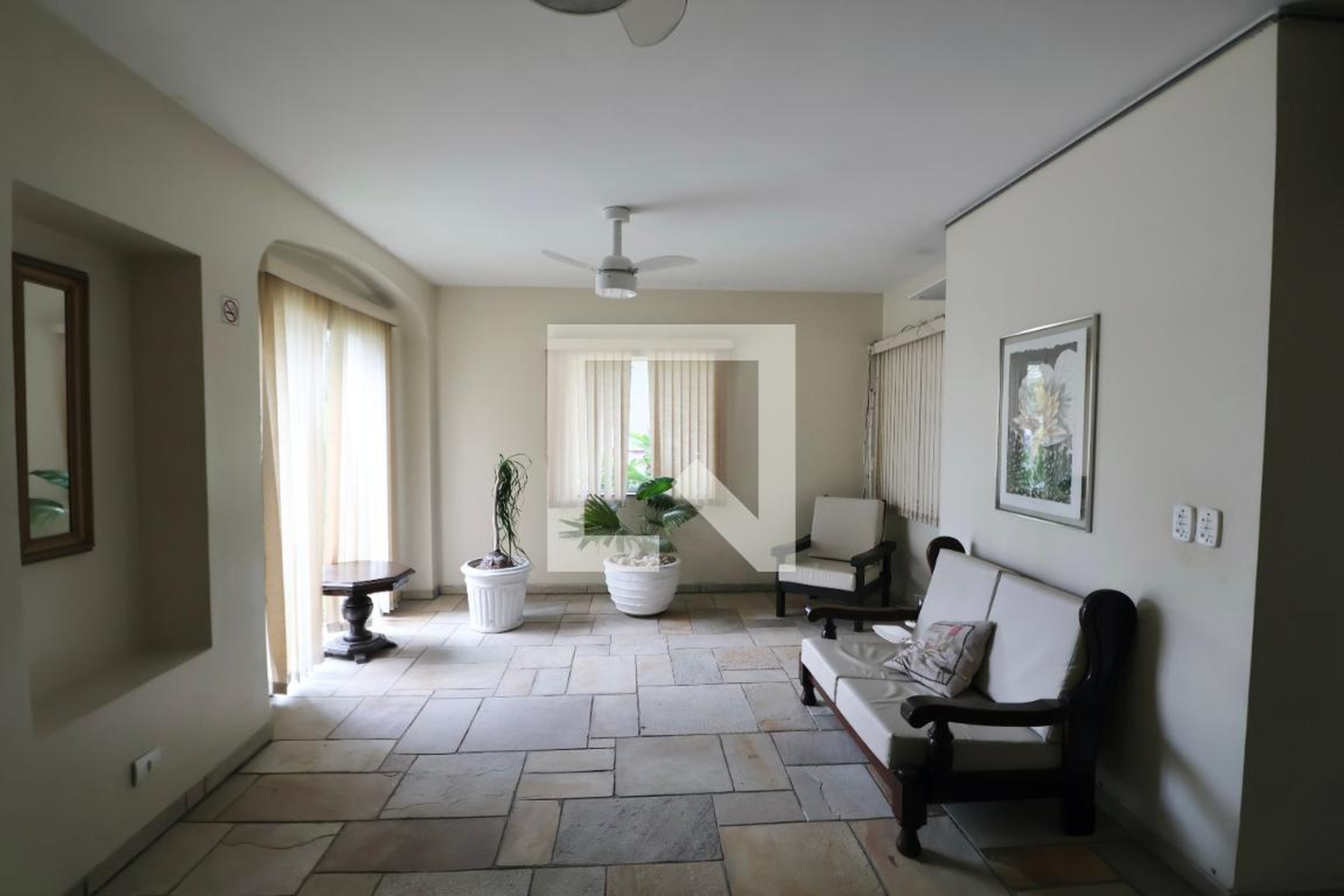 Hall de entrada - Edifício Bolinha