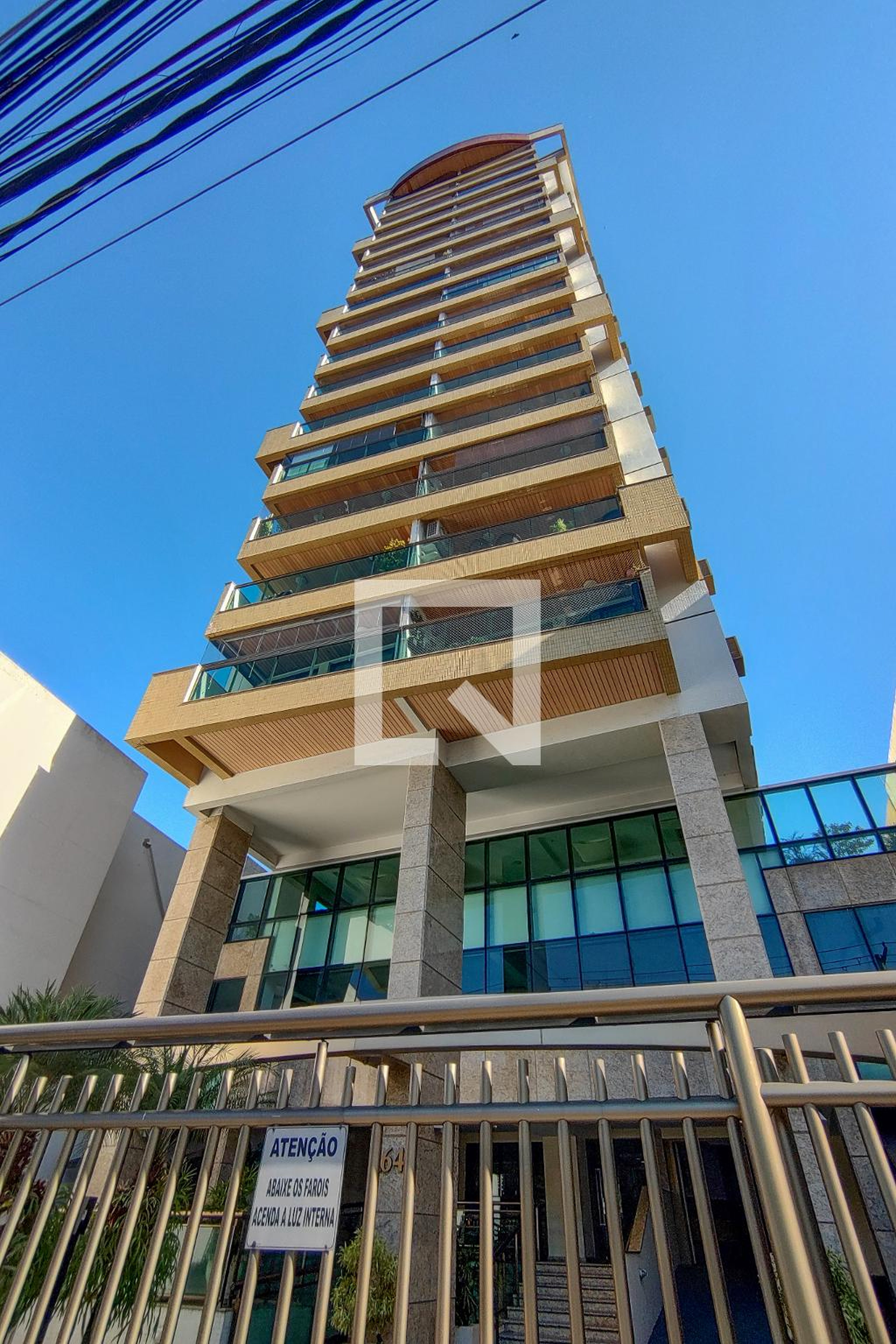 Fachada do Prédio Condomínio Village Salesianos