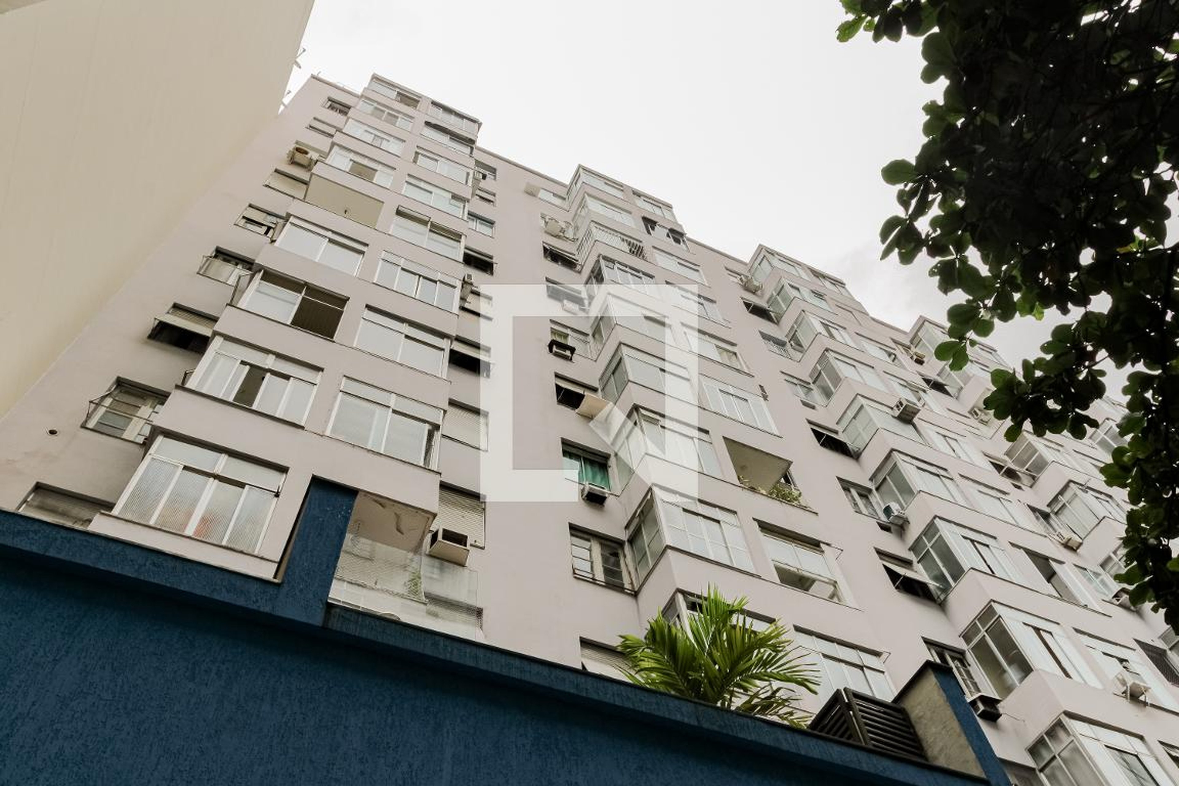 Fachada do Prédio Edifício Dez de Maio