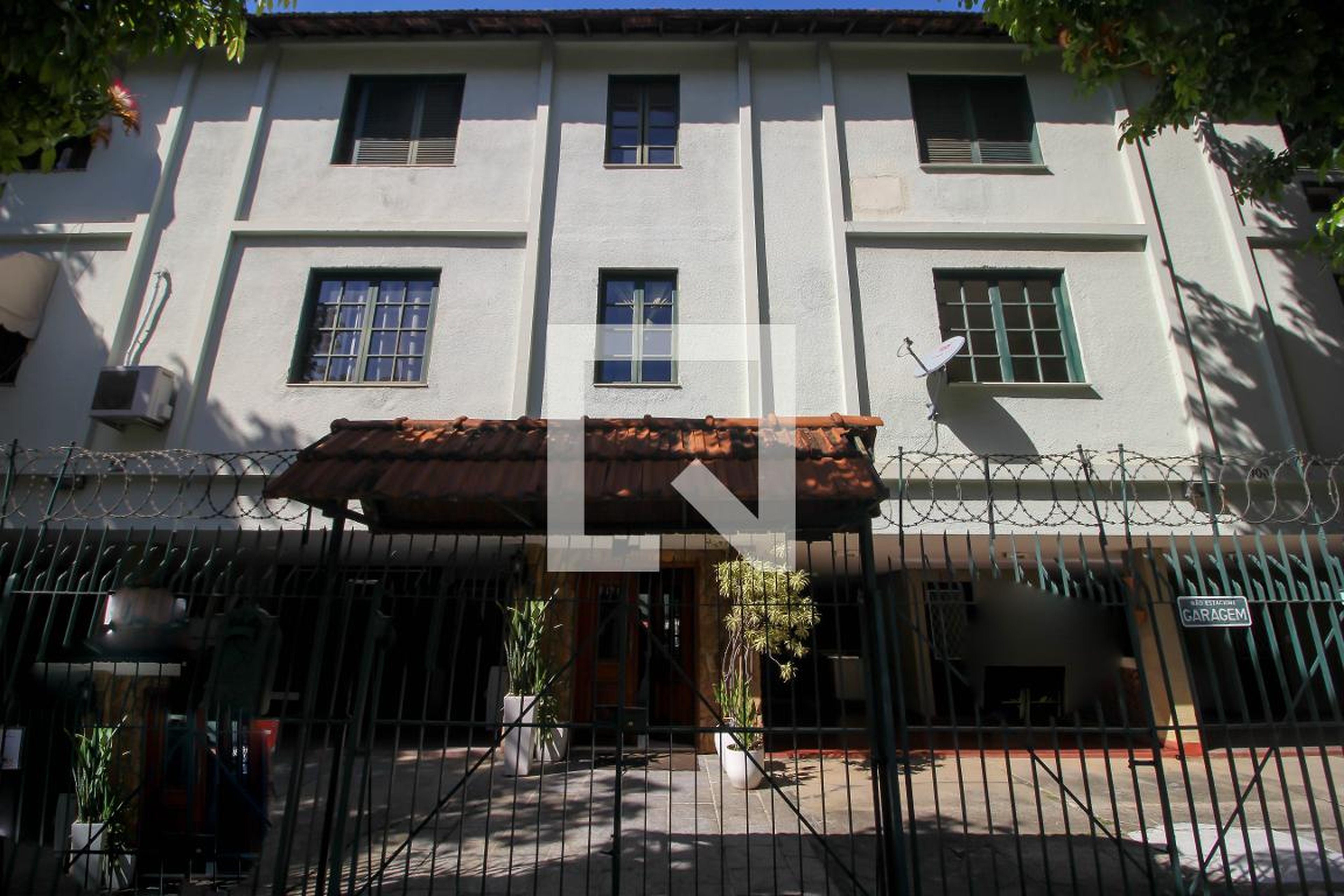 Fachada do Prédio Condomínio Maria do Carmo de Souza Carvalho