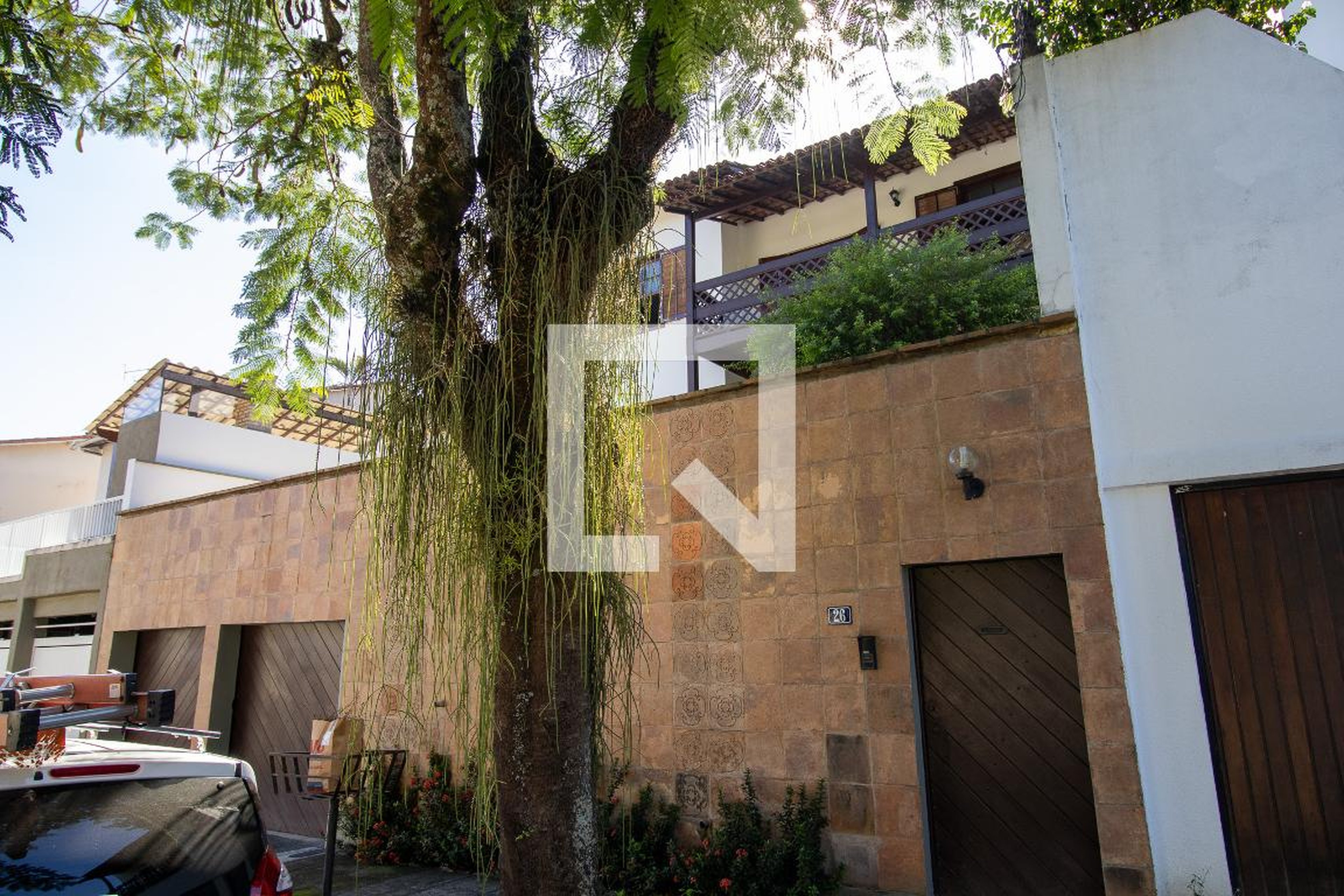 Fachada Condomínio em Rua Raul Seixas, 26