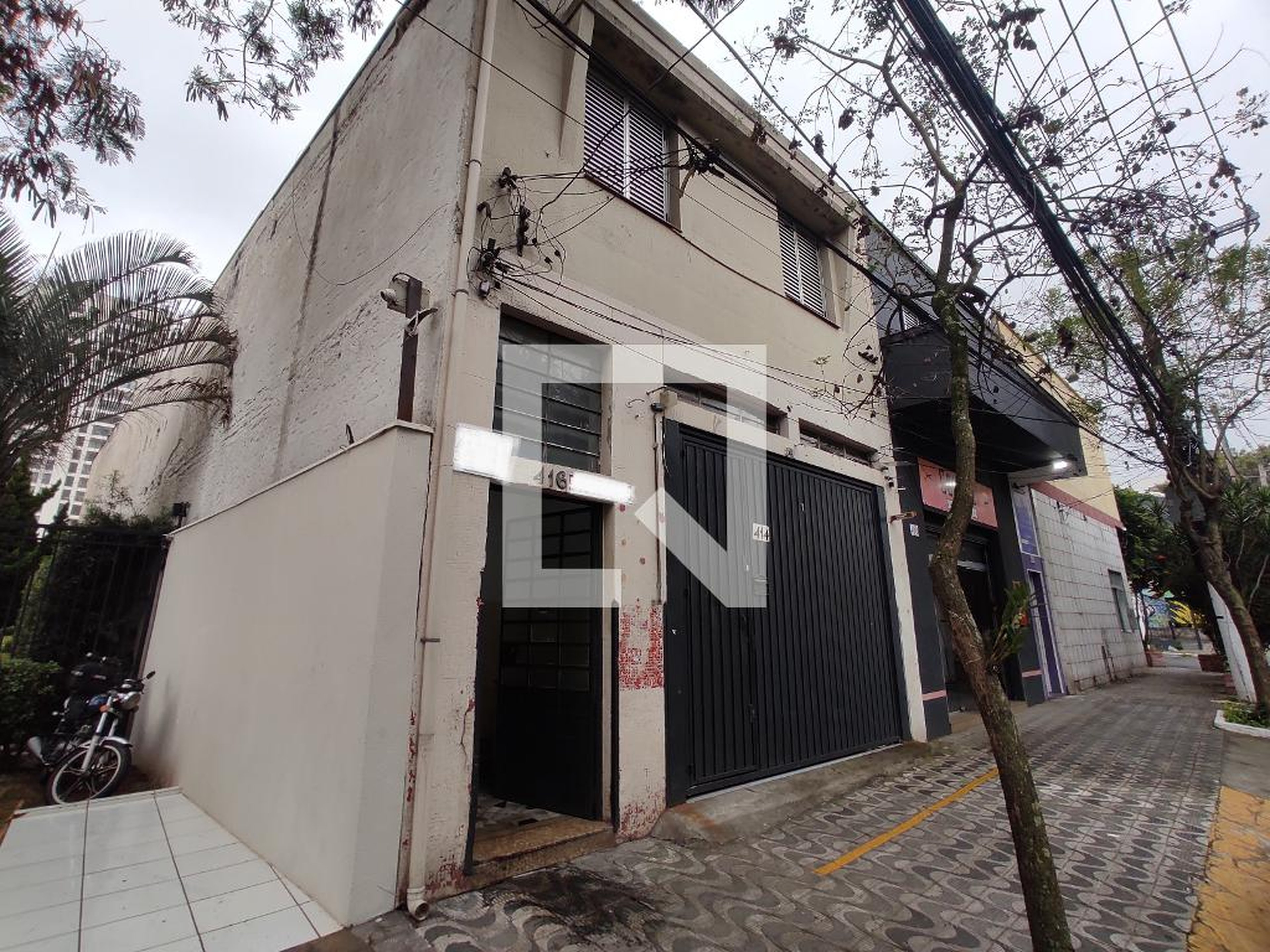 Fachada do Prédio Condomínio em Rua Guaipá, 416