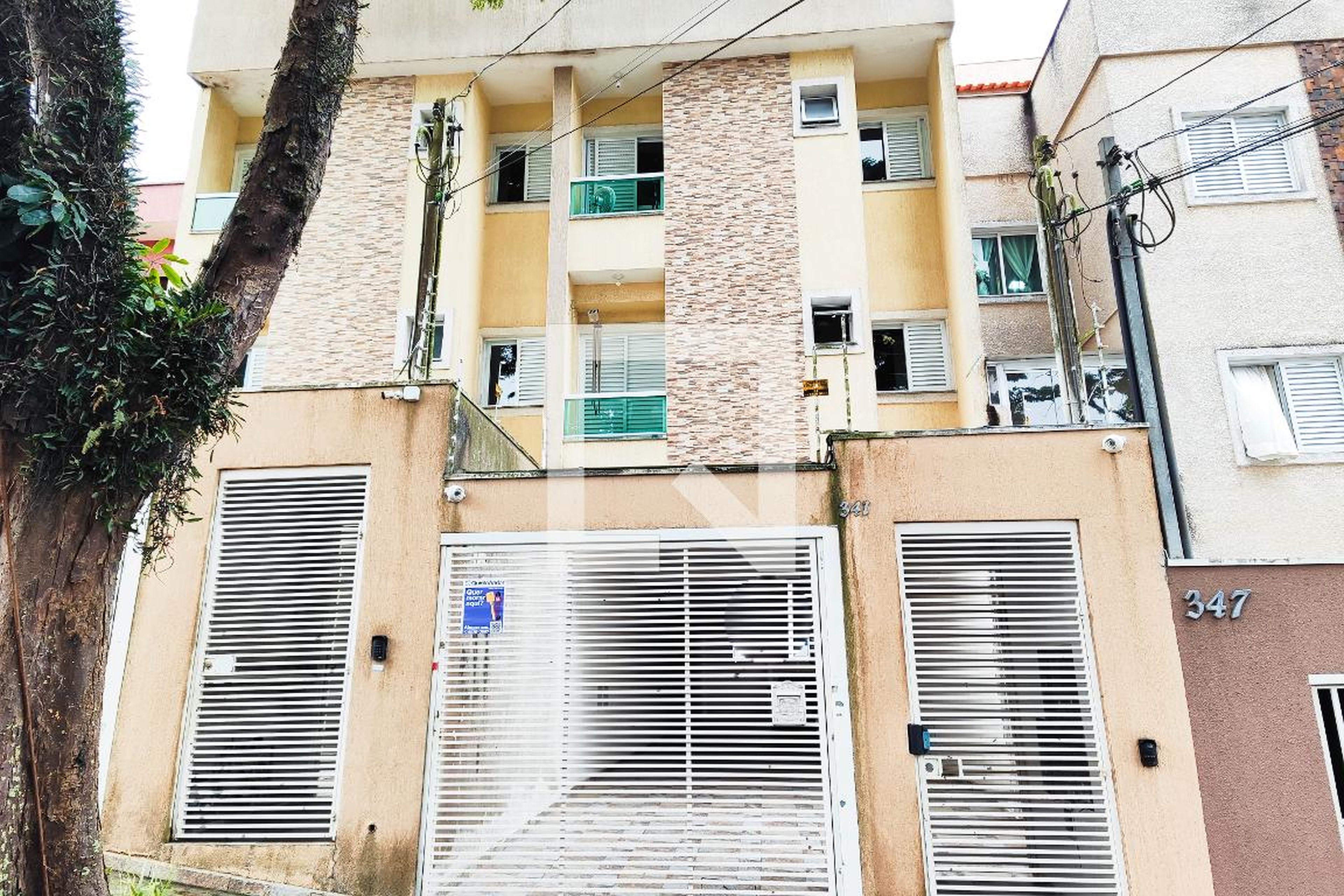 Fachada Condomínio em Rua Paranapiacaba, 341