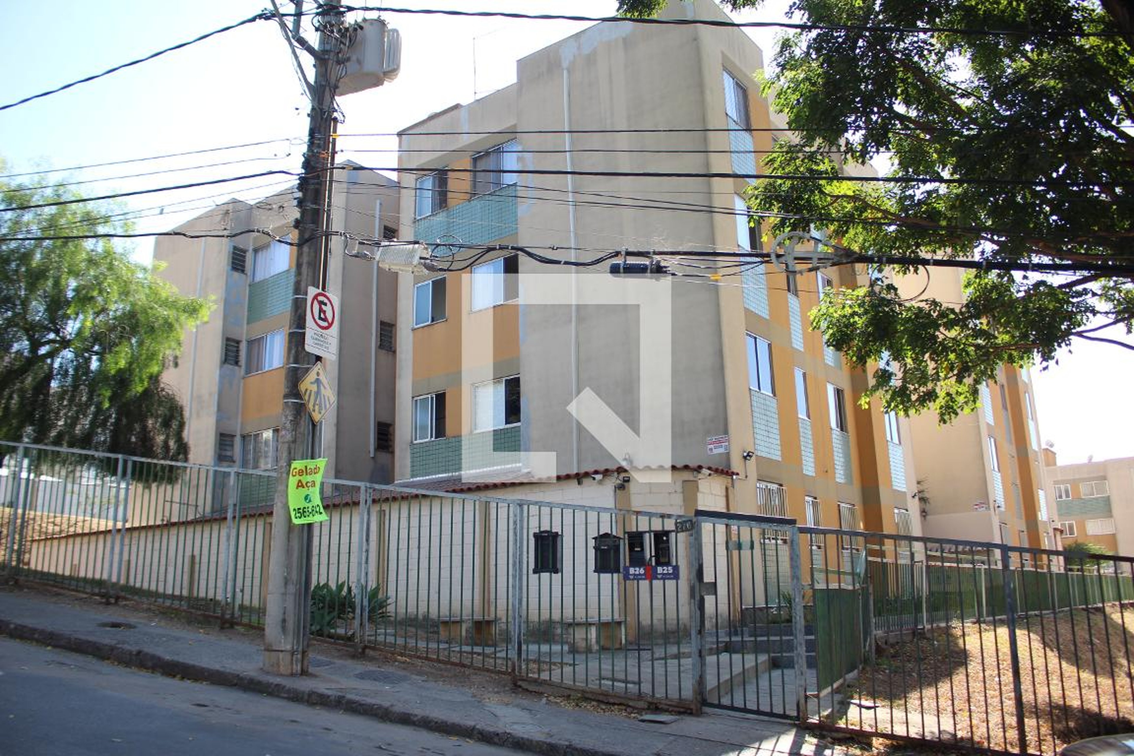 Fachada Condomínio em Rua Ii, 276