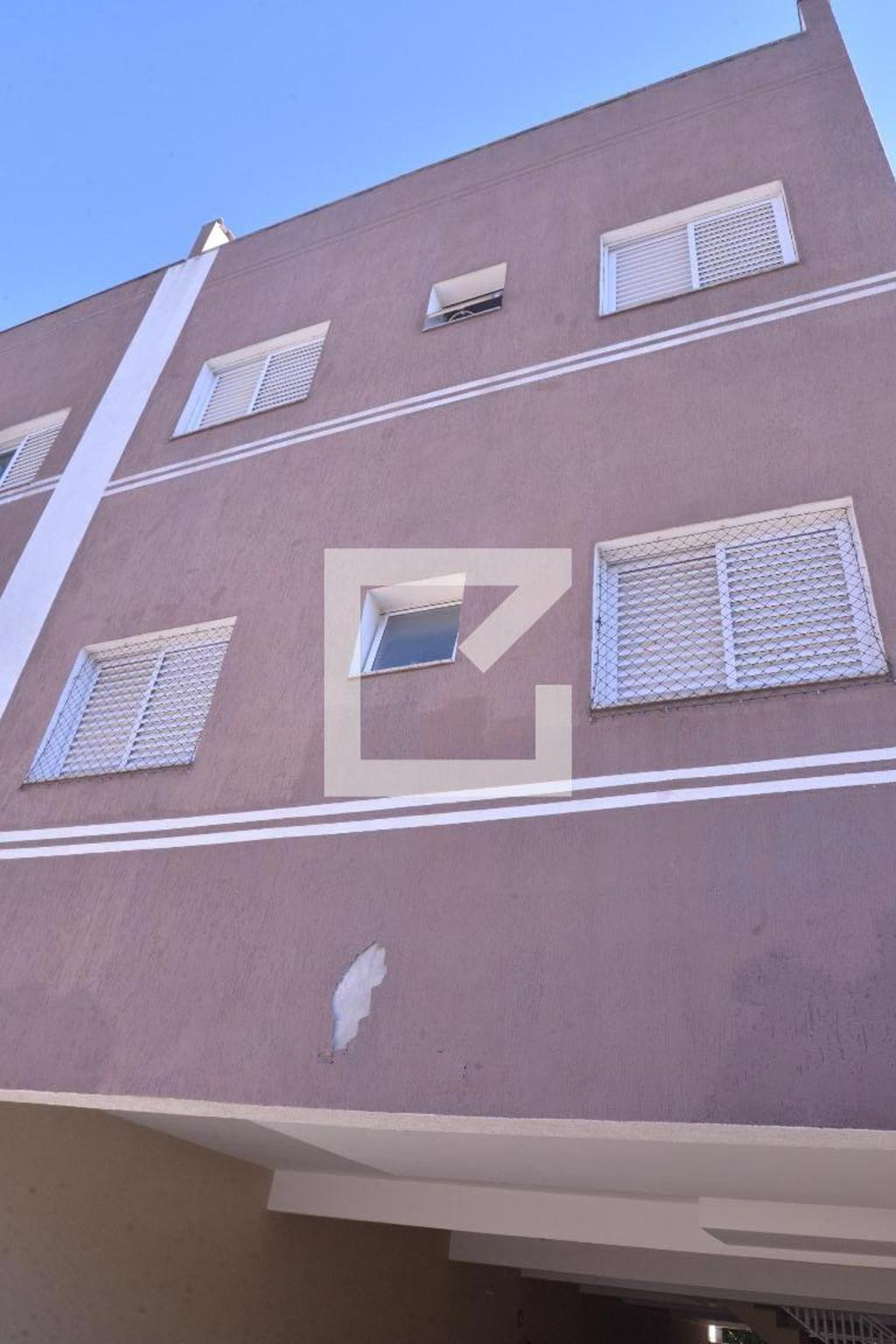 Fachada do Prédio Condomínio em Rua Isabel, 355