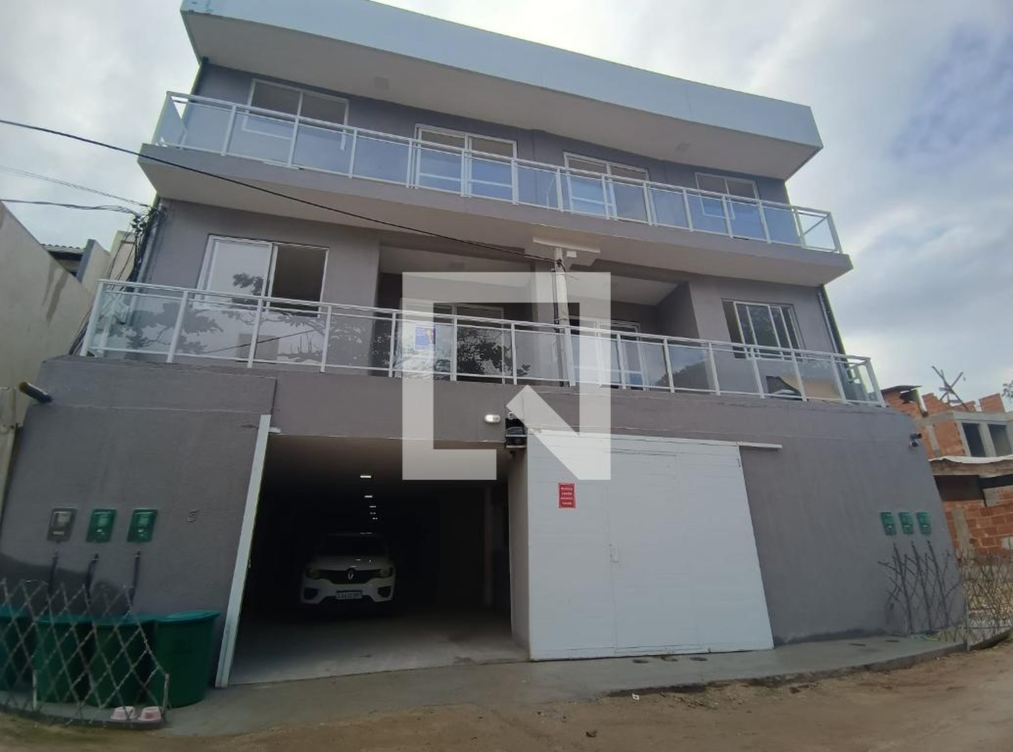 Fachada do Prédio Condomínio em Rua Santa América, 353