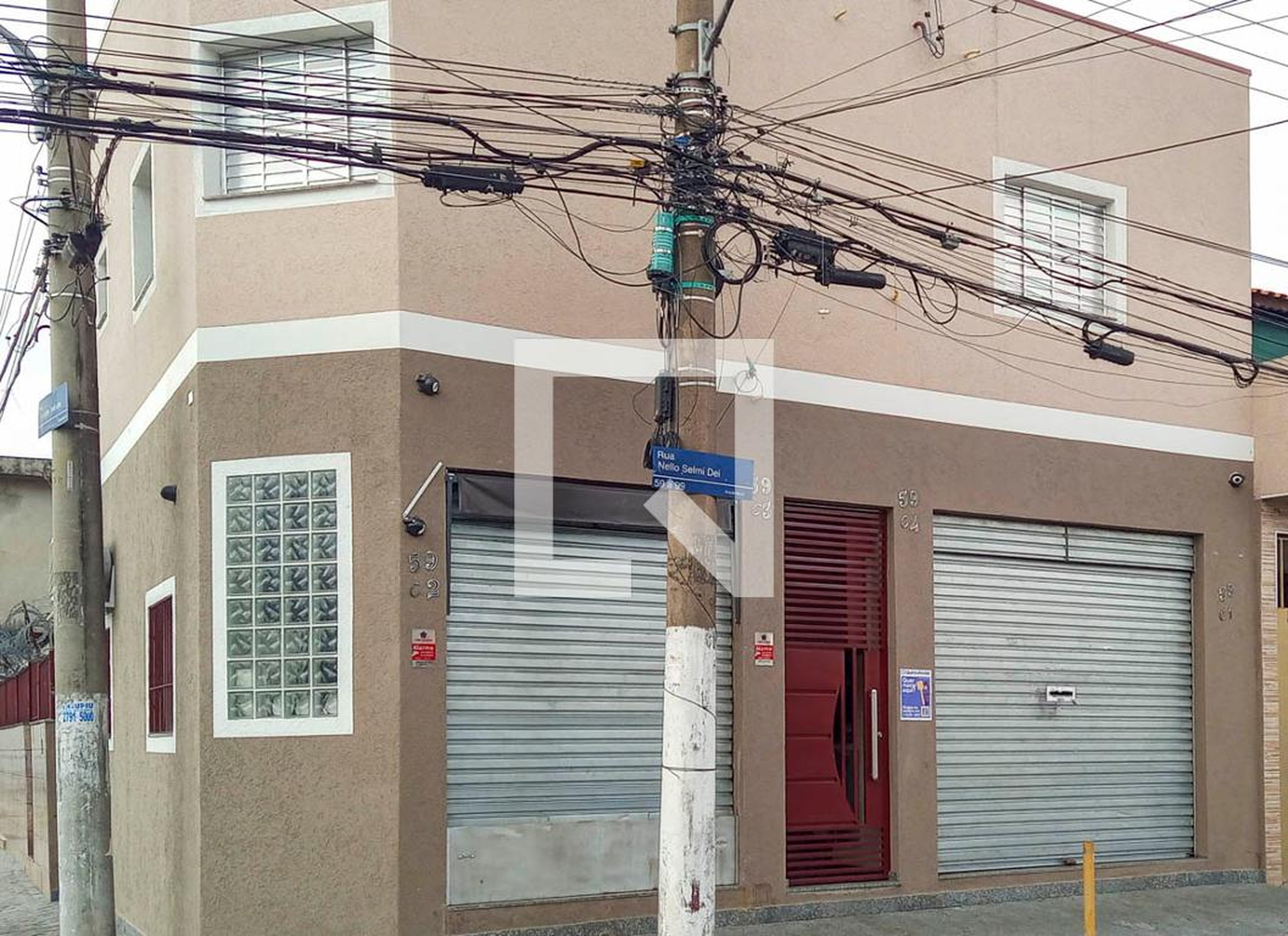 Fachada Condomínio em Rua Nello Selmi Dei, 59