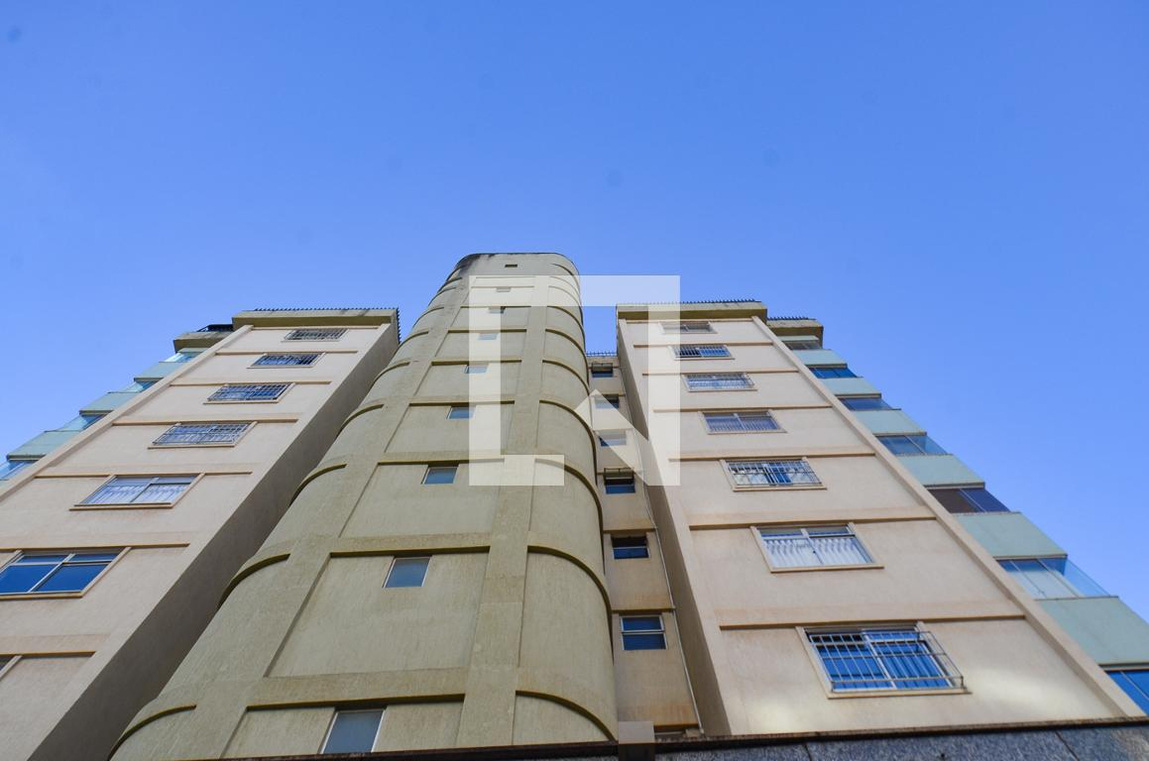 Fachada Condomínio em Rua São Lázaro, 939