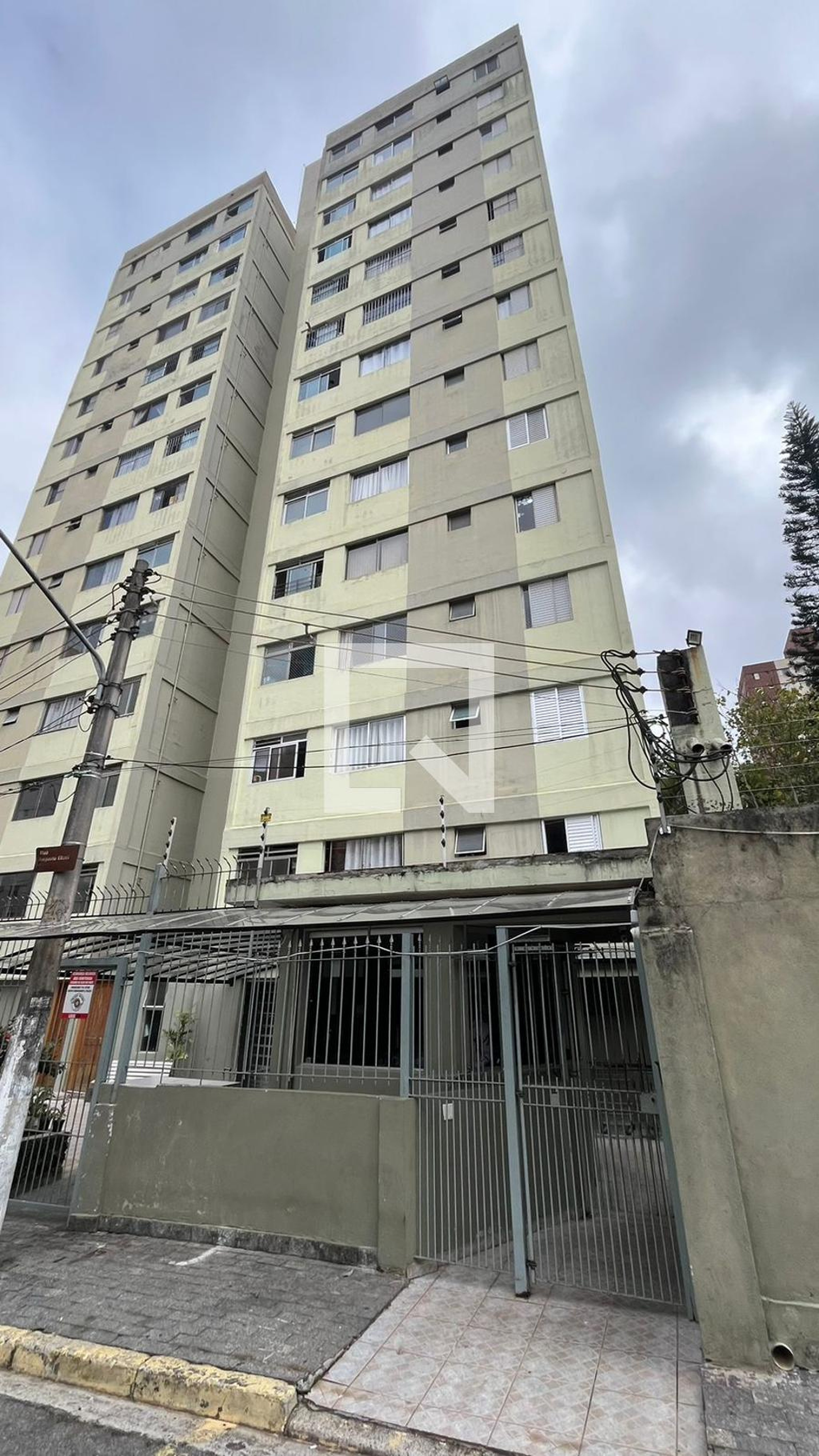 Fachada Condomínio em Rua Augusto Blasi, 903