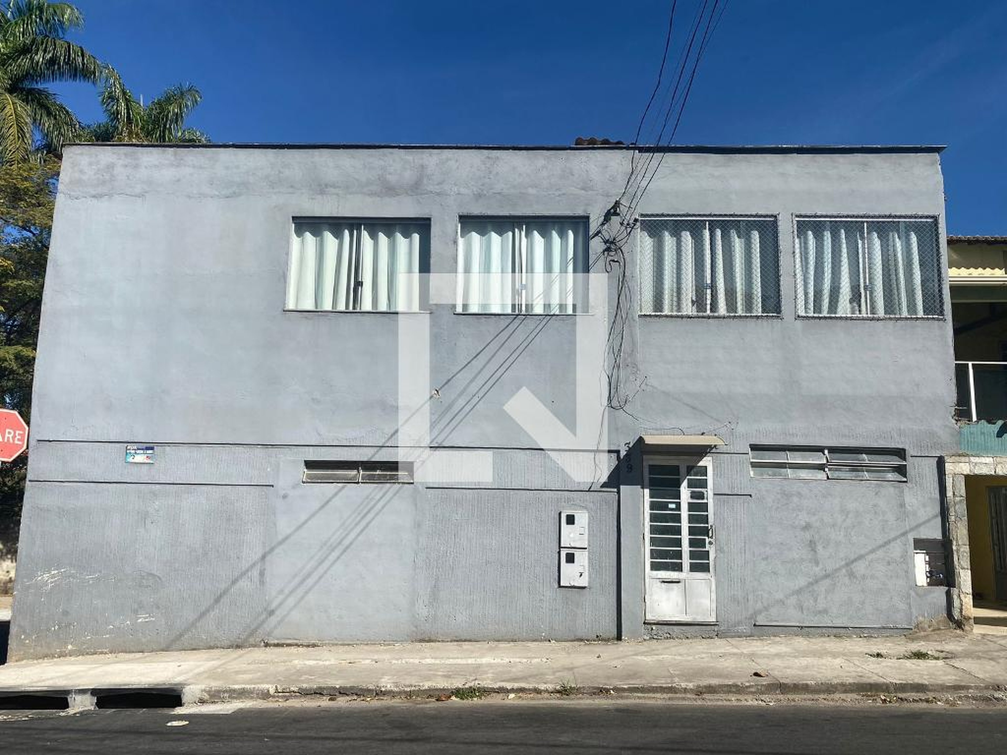 Fachada Condomínio em Rua Antônio Ferreira de Barros, 360