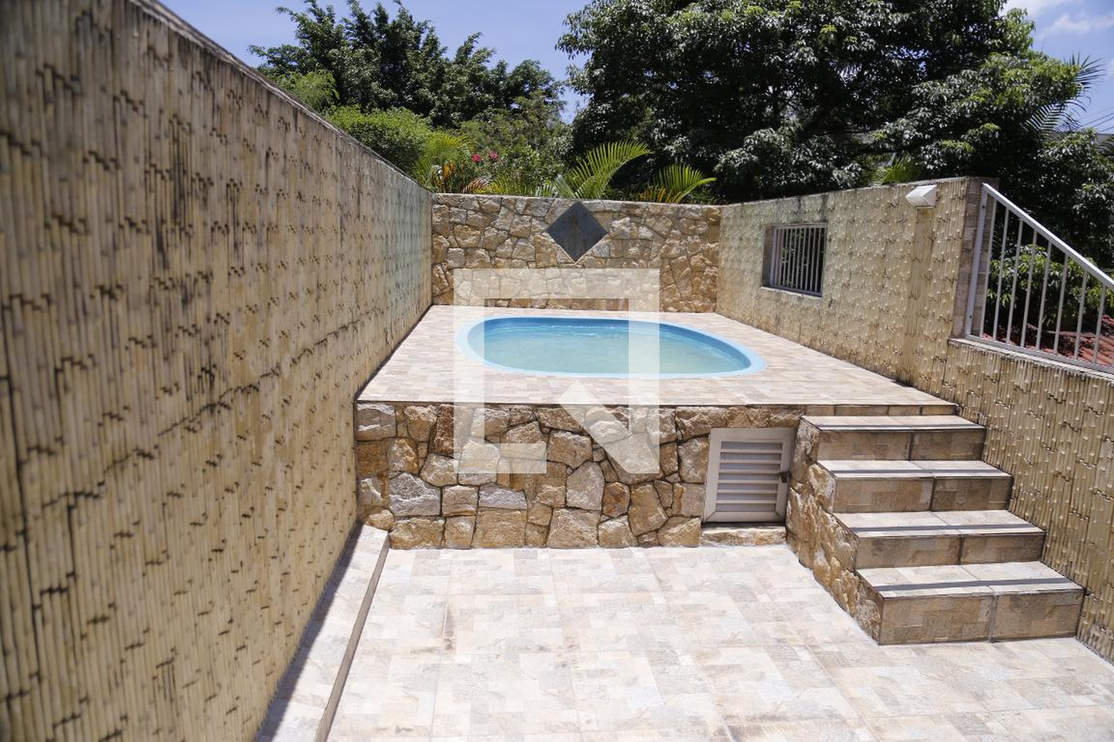 Piscina infantil - Portal dos Bandeirantes