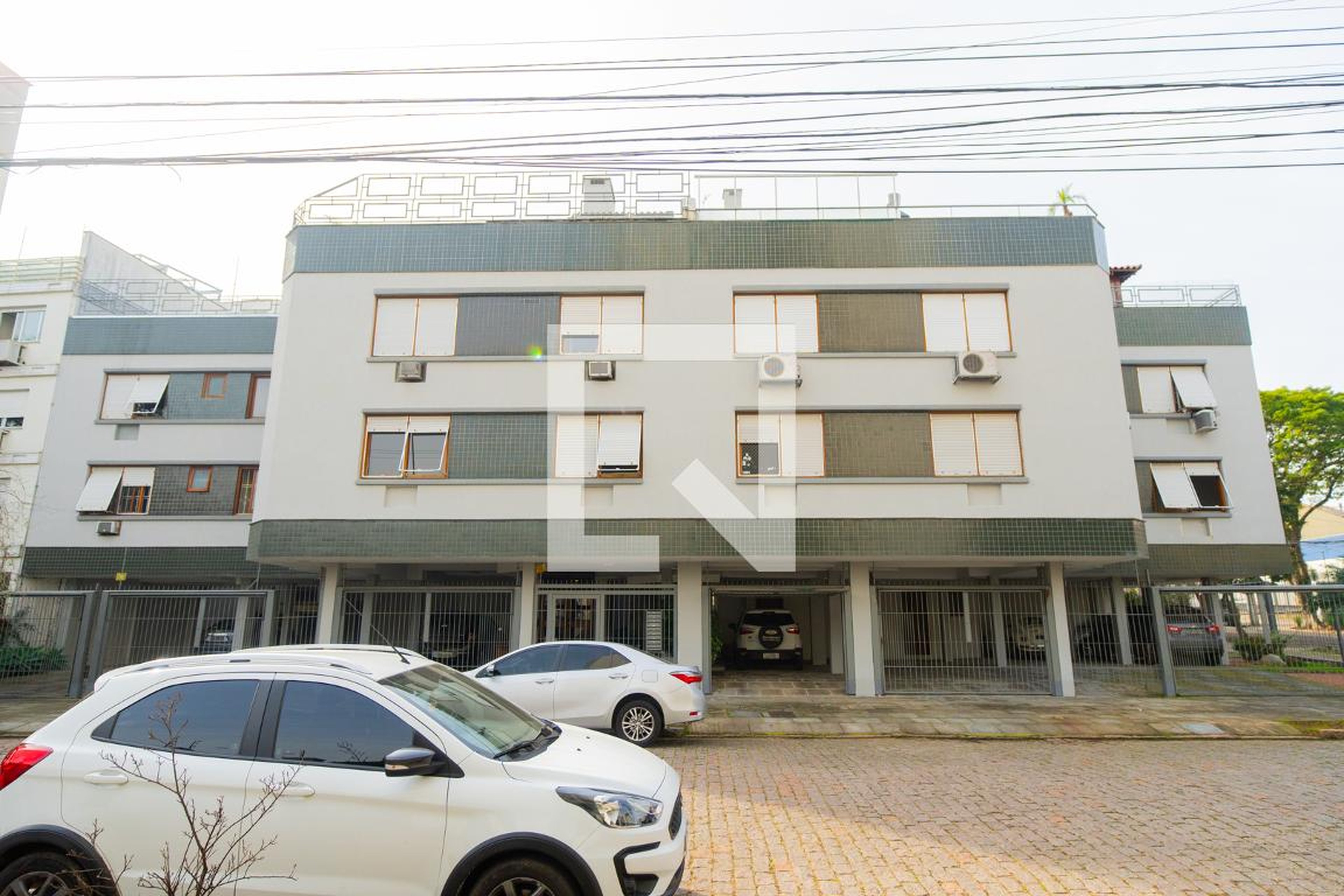 Fachada Condomínio em Rua Valparaíso, 294