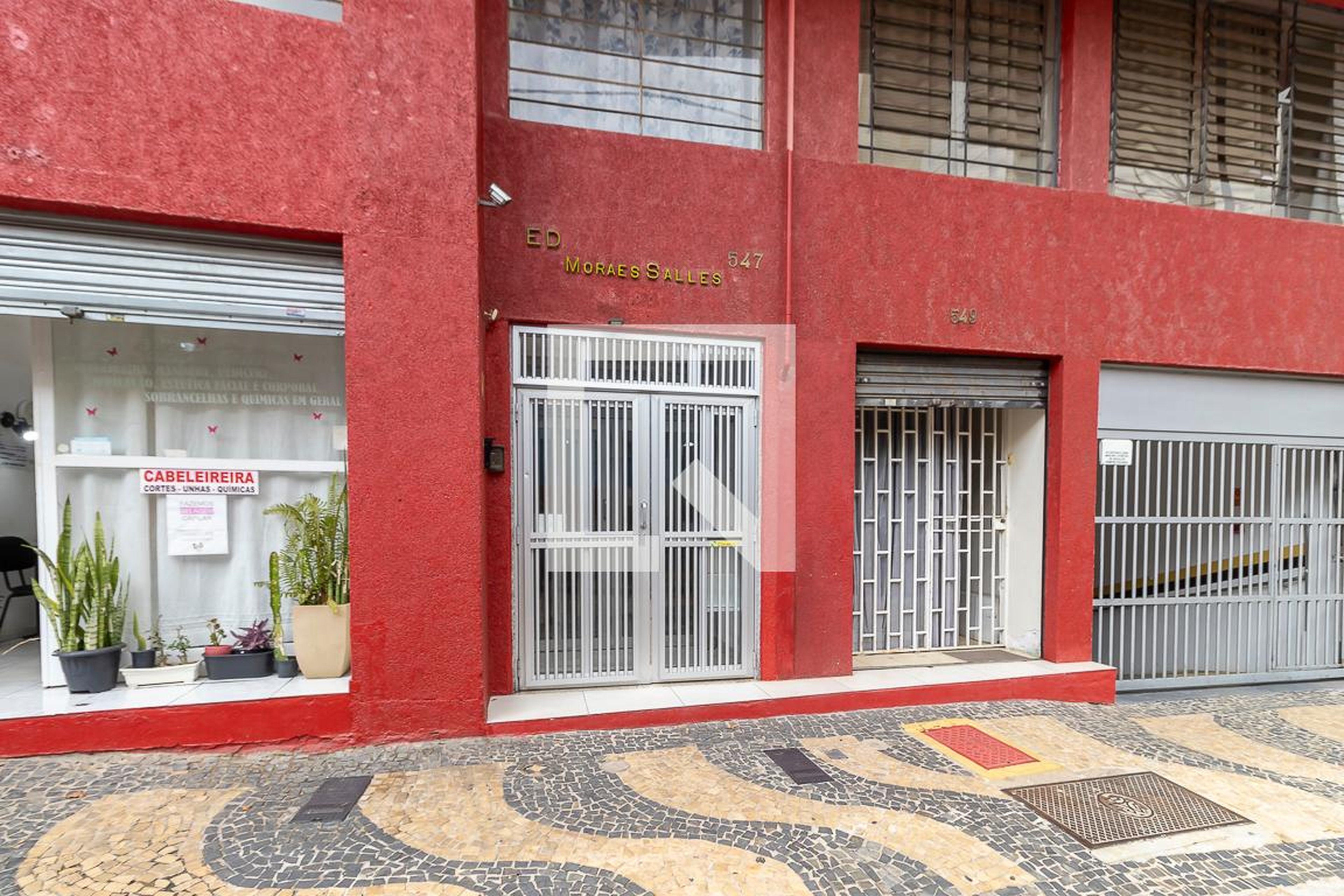 Fachada Condomínio em Rua Antônio Cesarino, 547
