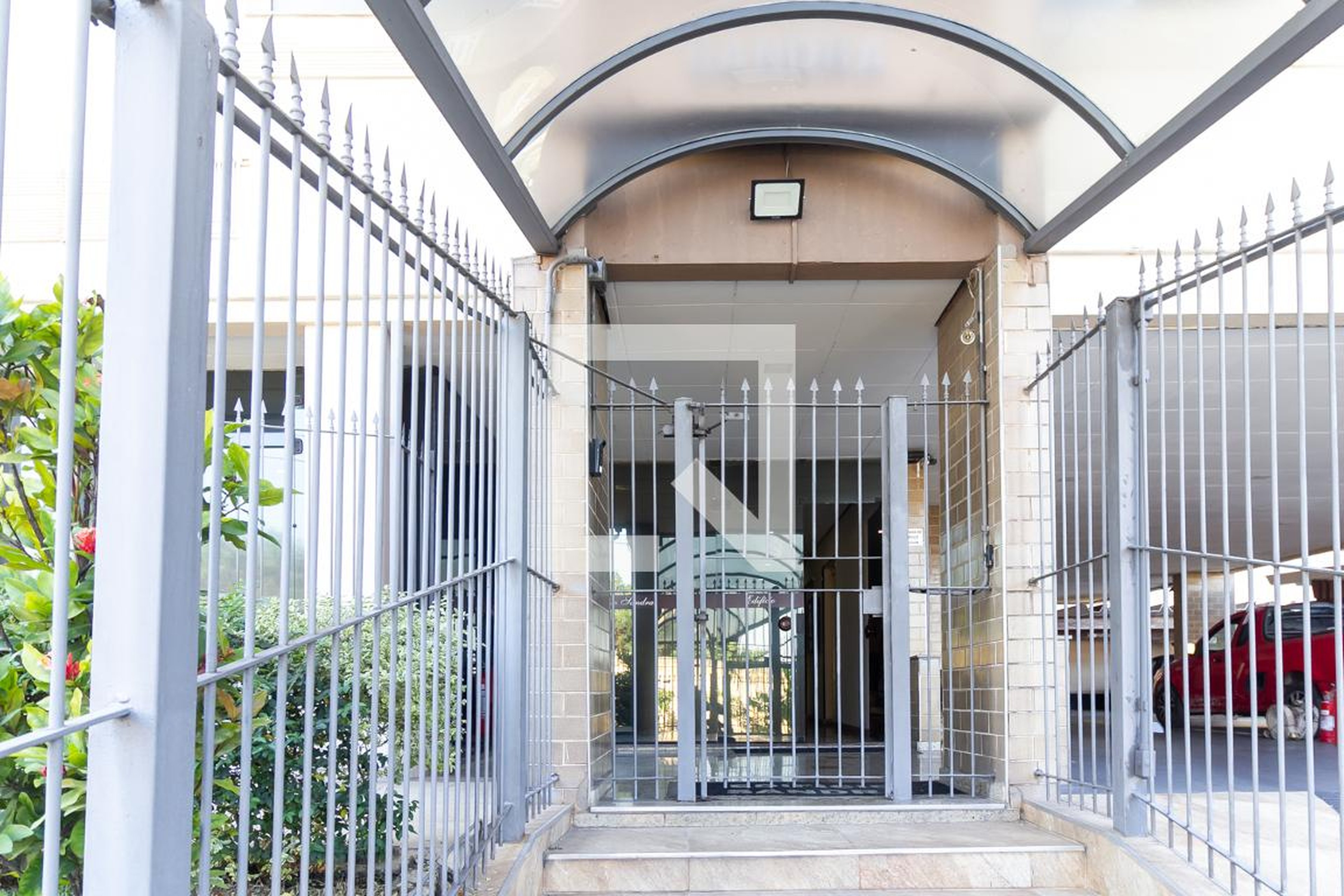 Entrada - Edifício Sandra