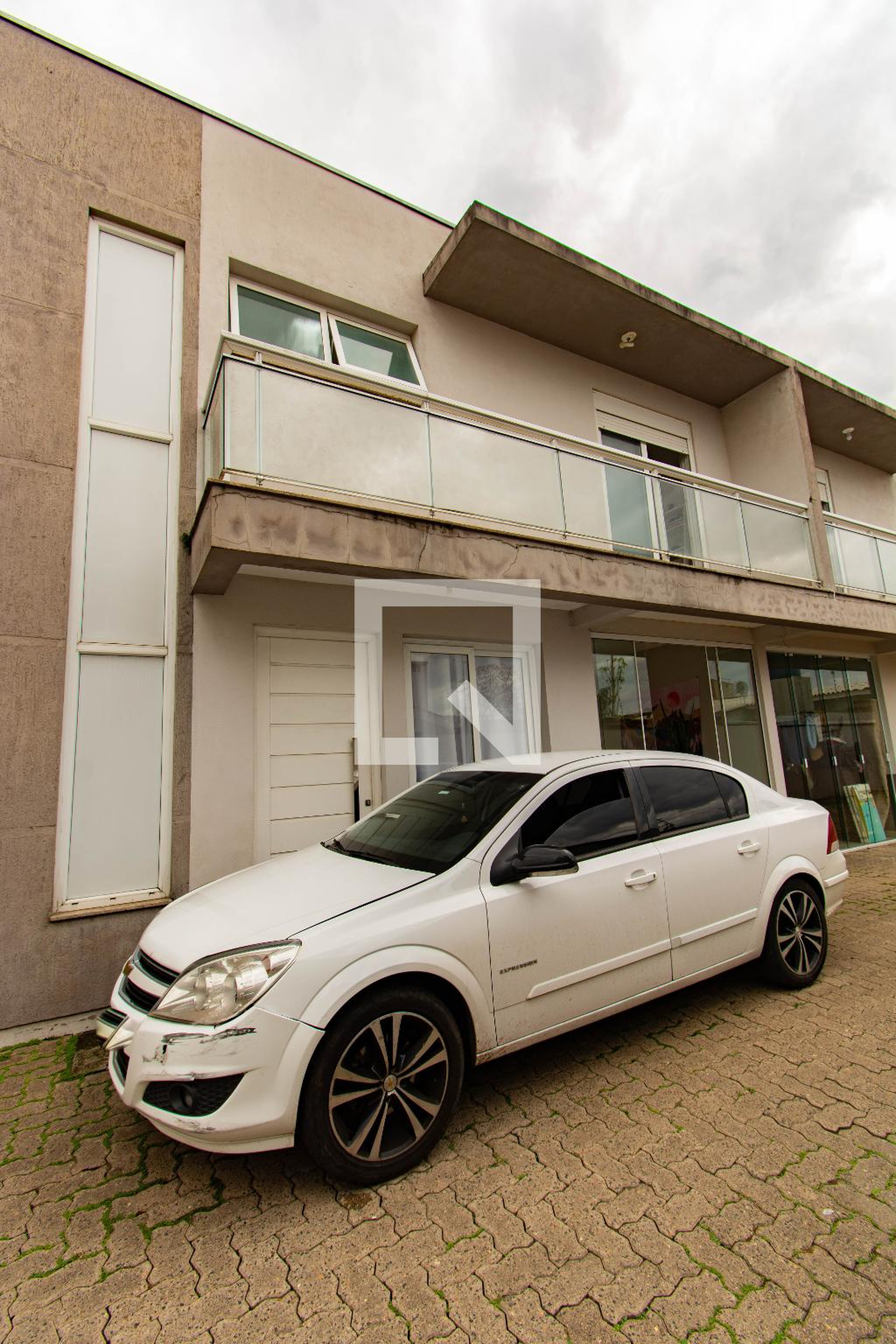 Fachada Condomínio em Rua Capistrano de Abreu, 1772