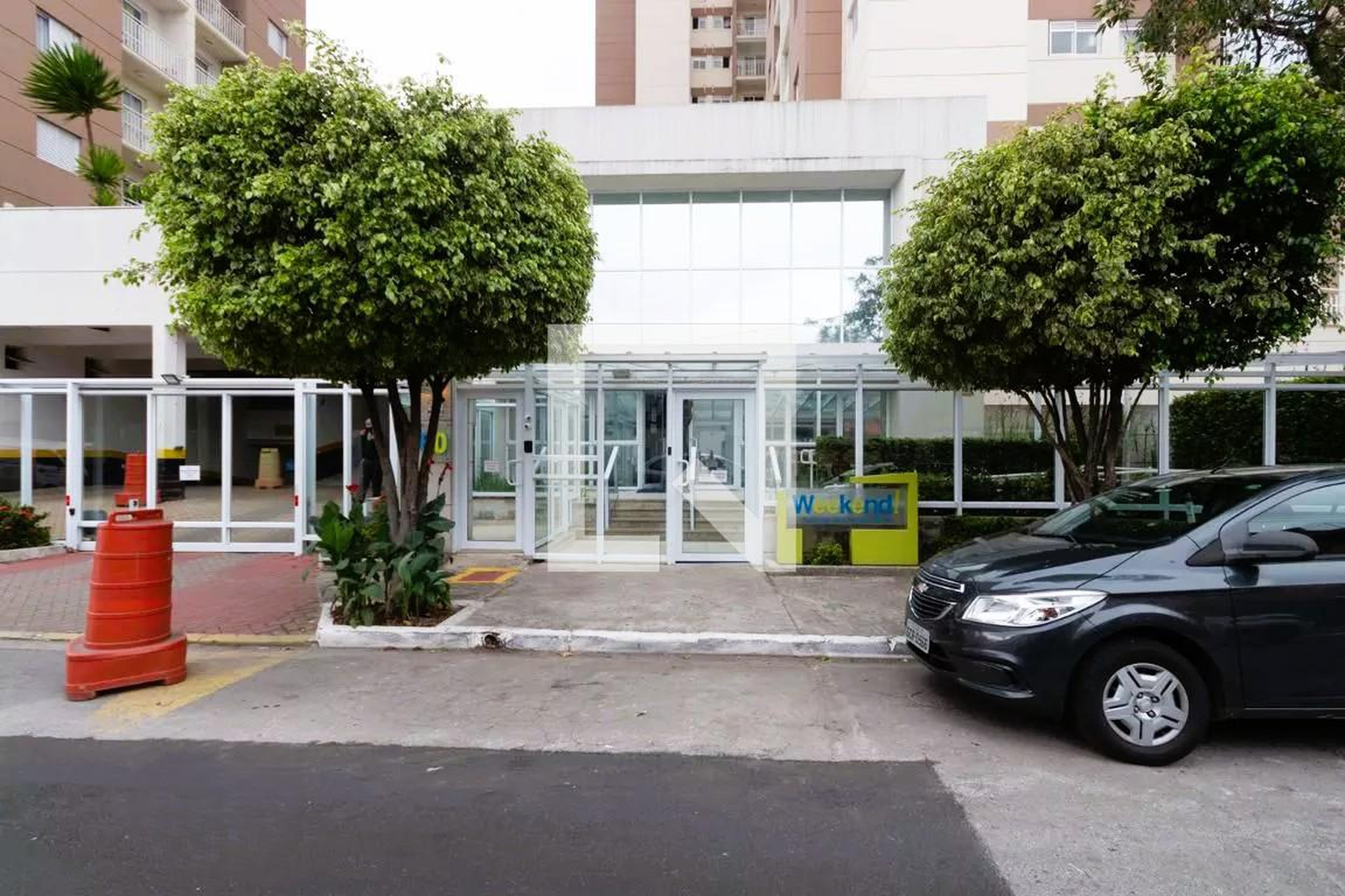 Fachada Condomínio Weekend