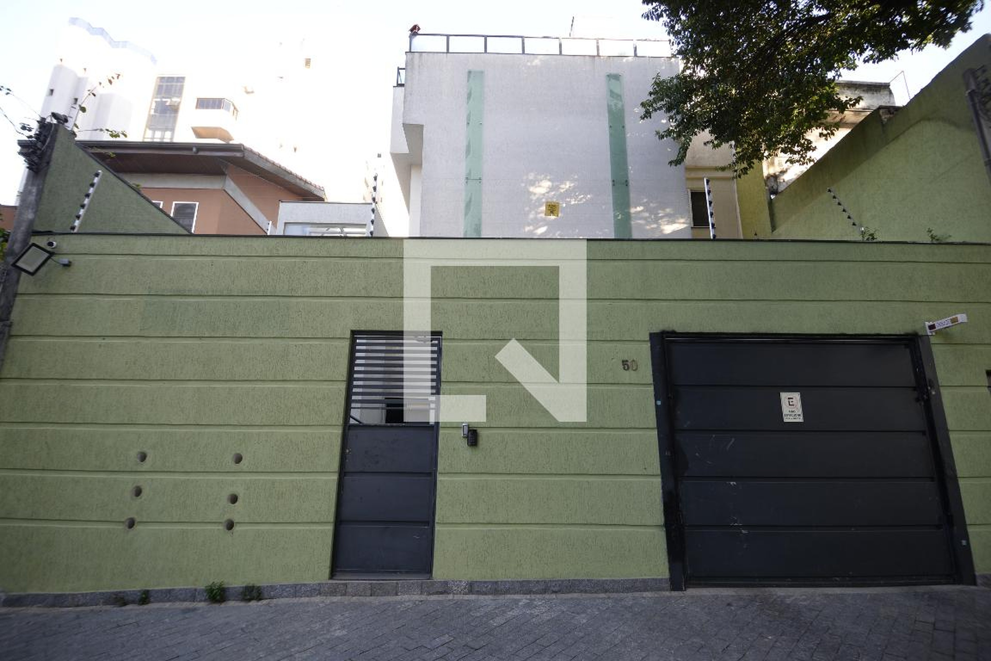 Fachada Condomínio em Rua da Constituinte, 50