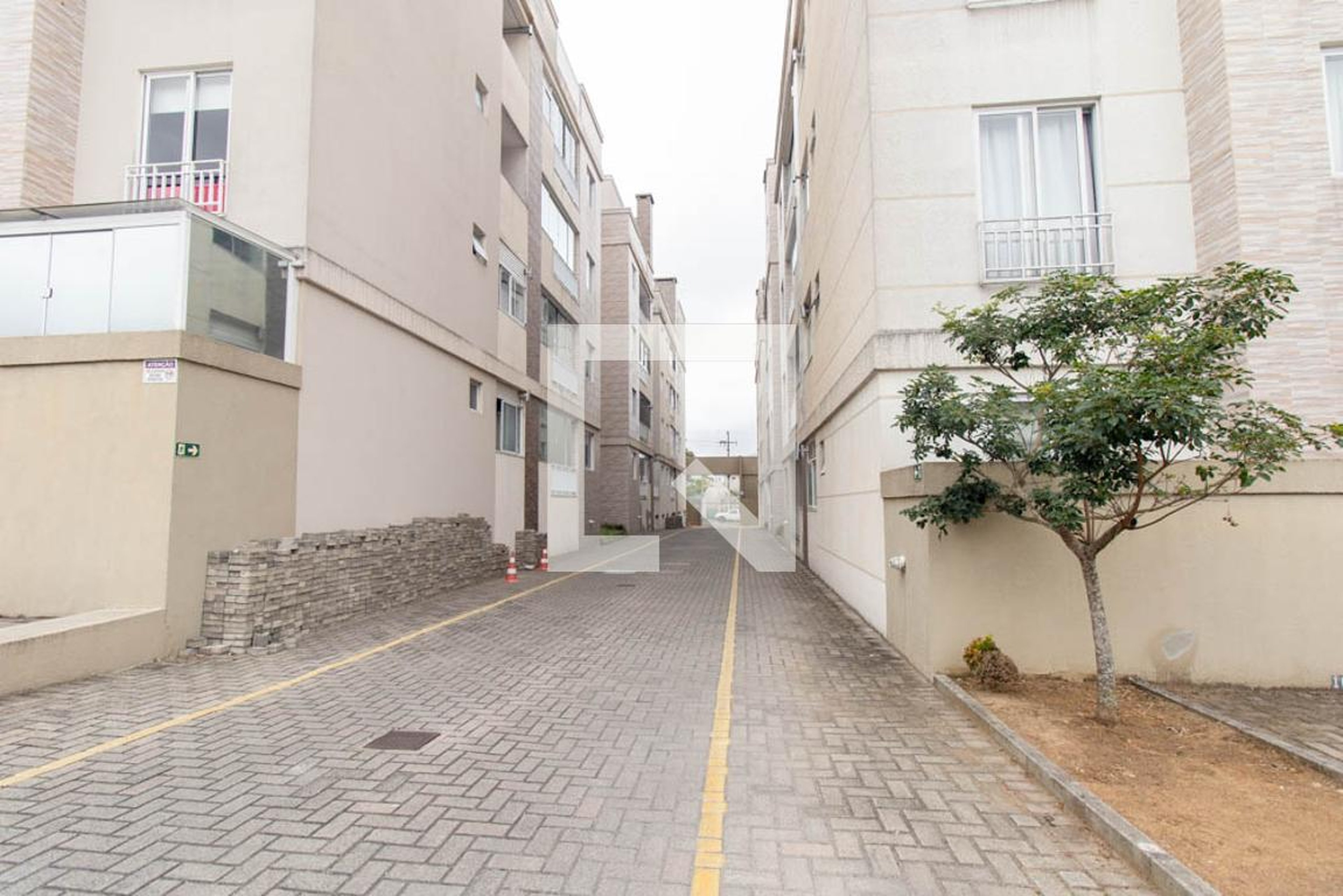 Área externa - Tom Jobim