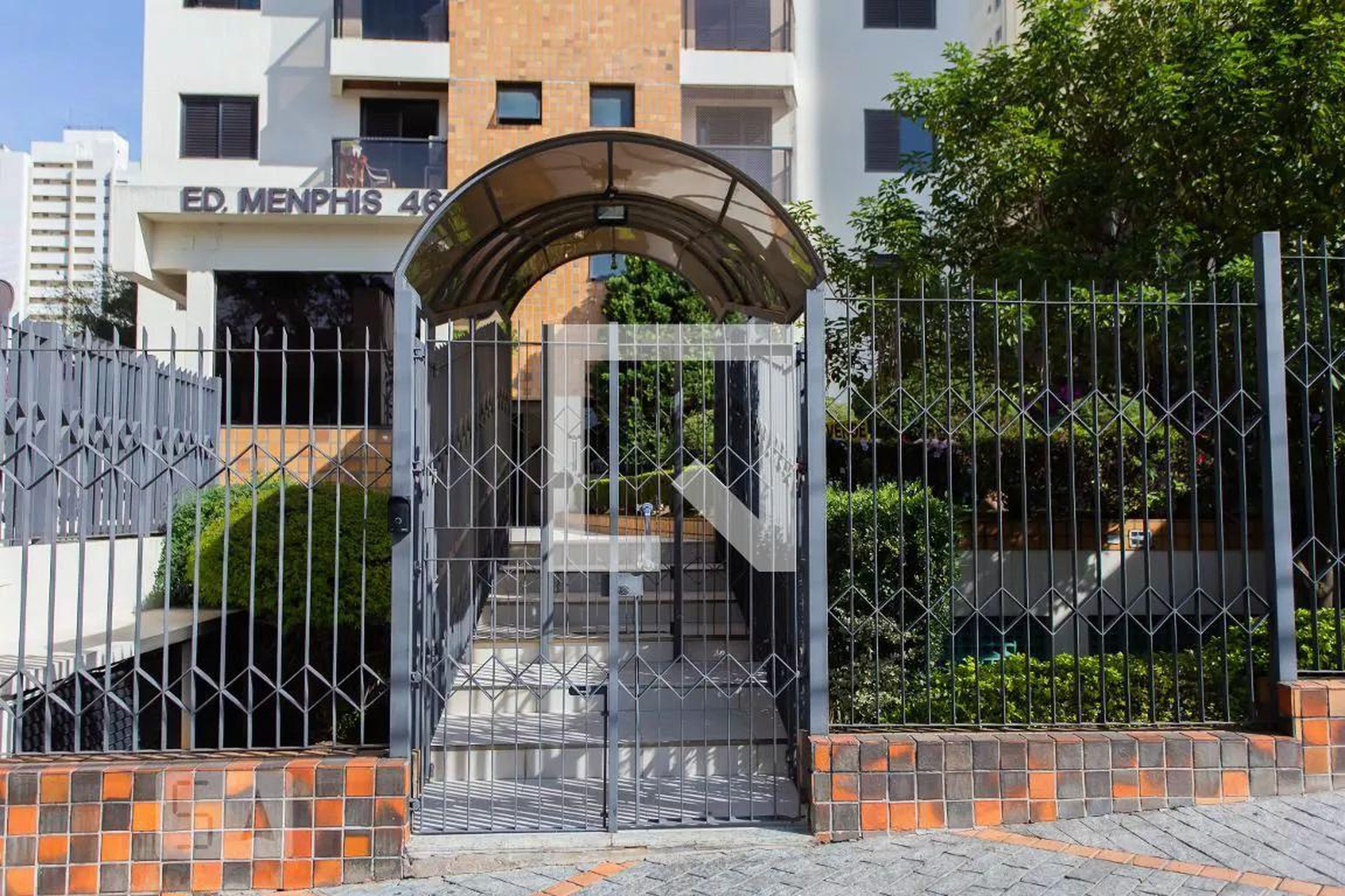 Entrada - Memphis