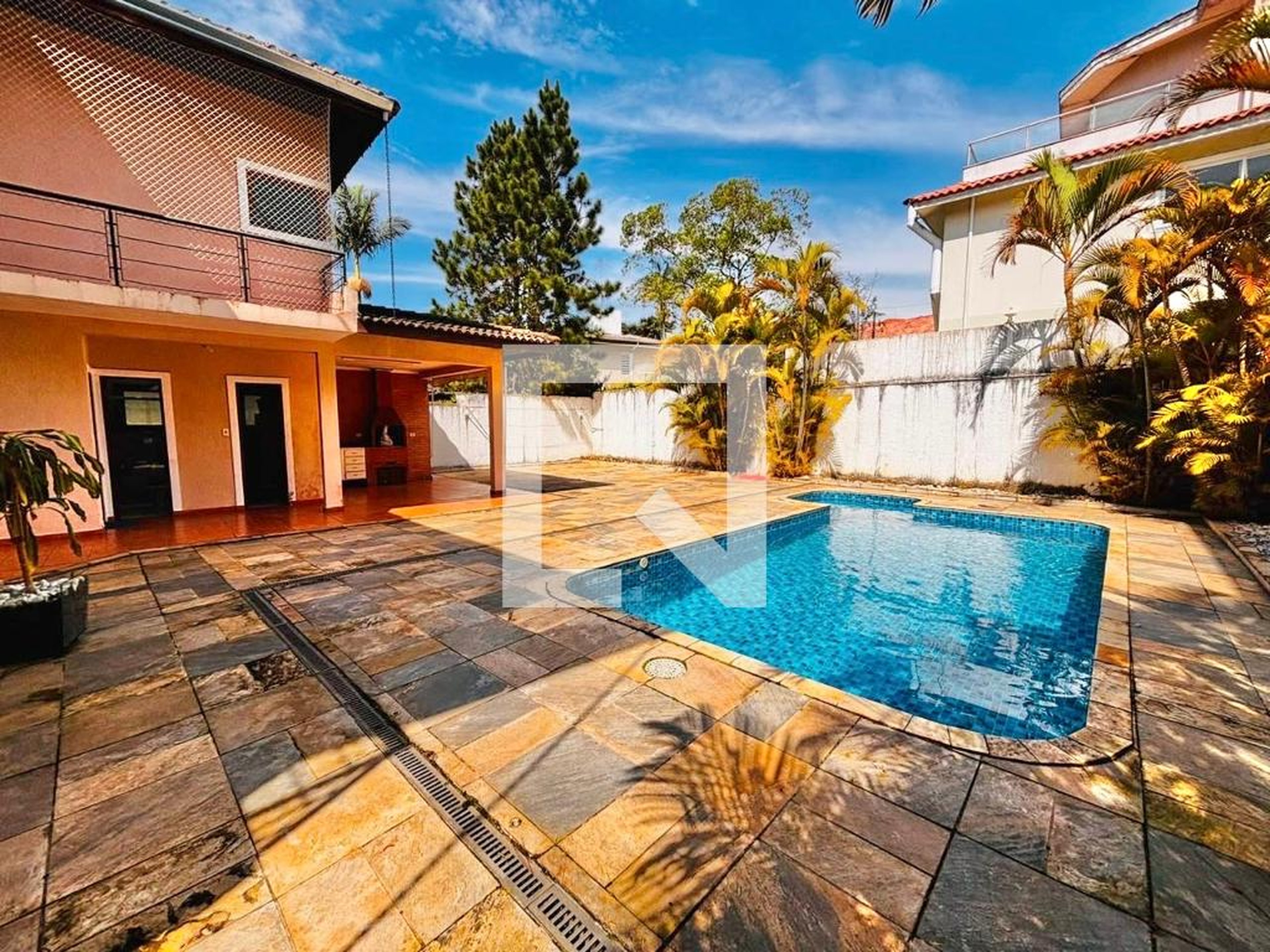 Piscina Residencial Morada dos Pássaros