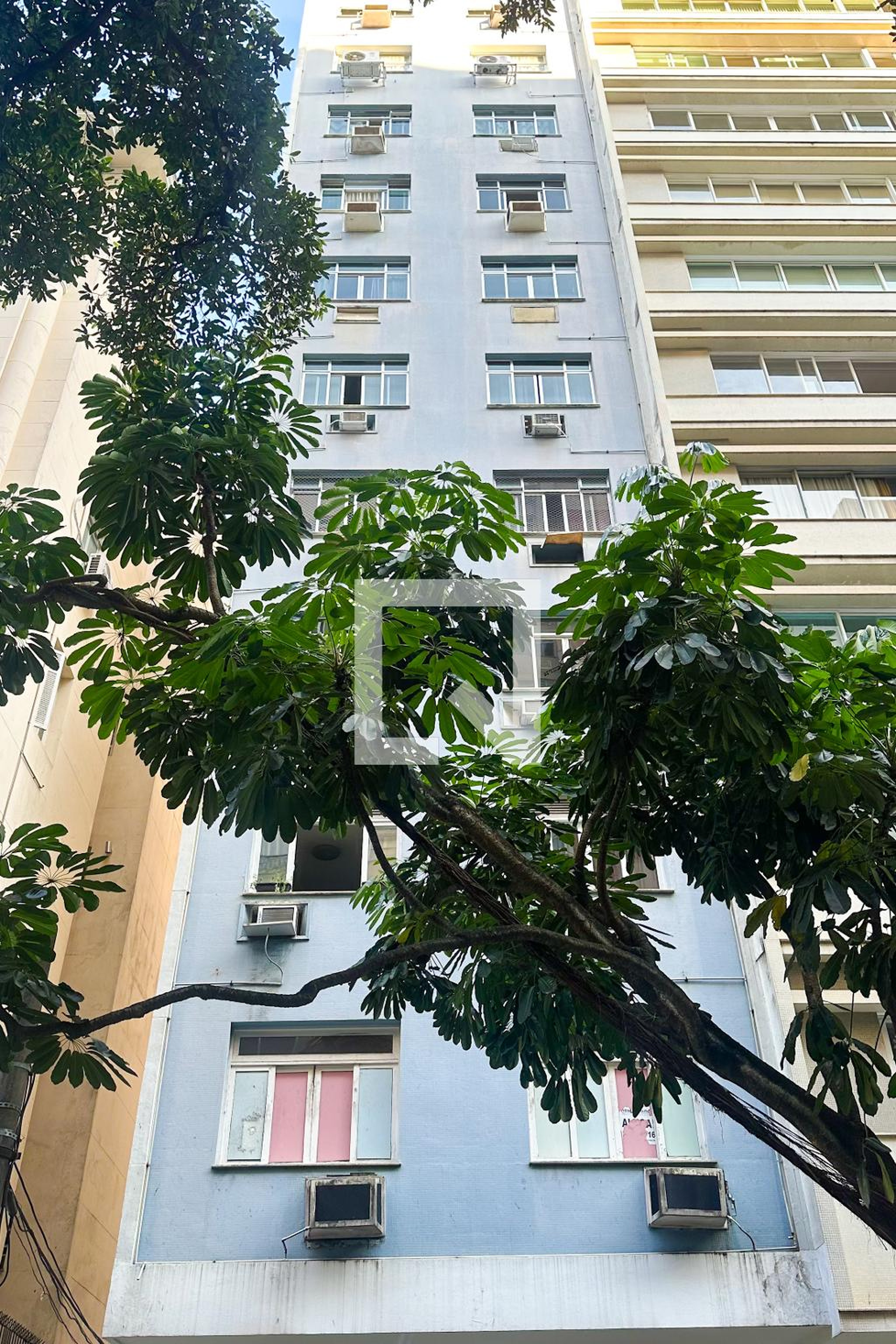 Fachada Edificio Cambara